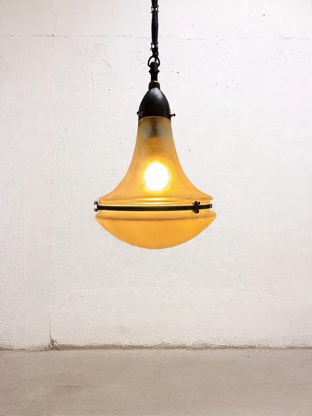 1920s Luzette Pendant Light By Peter Behrens For Siemens & Schukert - Image 3