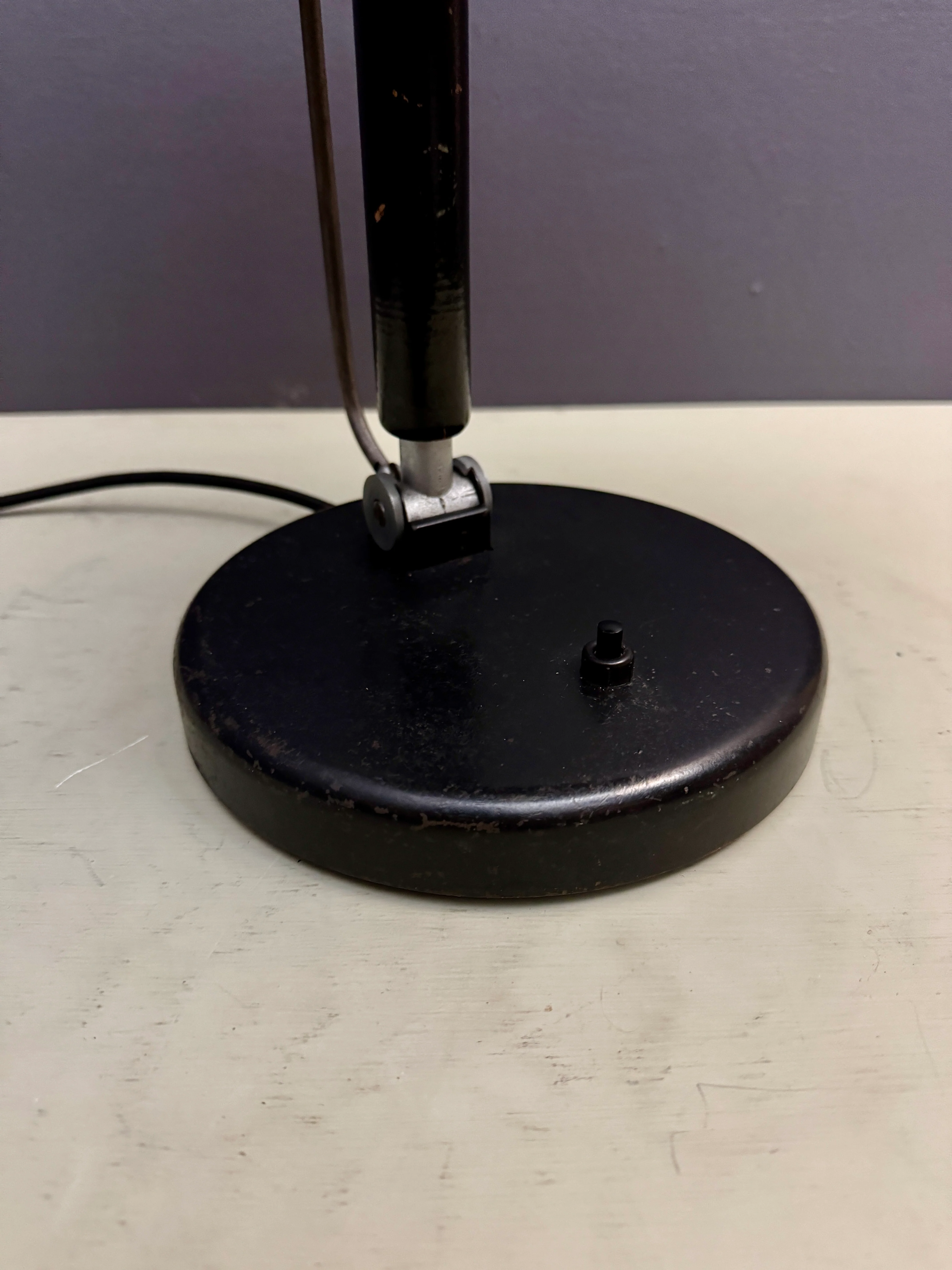 1930s Bauhaus Table Lamp By Karl Trabert For Schaco - Image 10