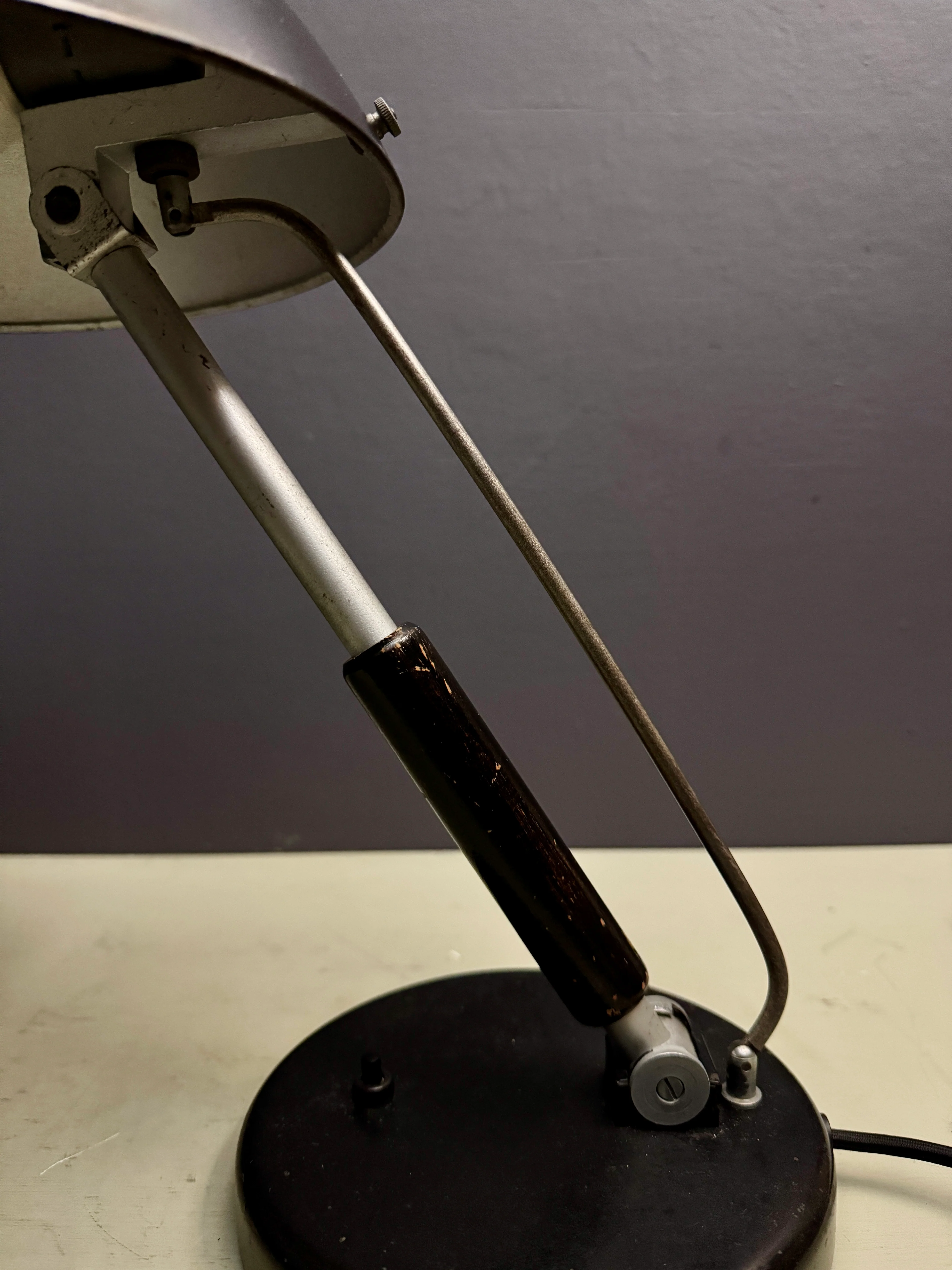 1930s Bauhaus Table Lamp By Karl Trabert For Schaco - Image 9