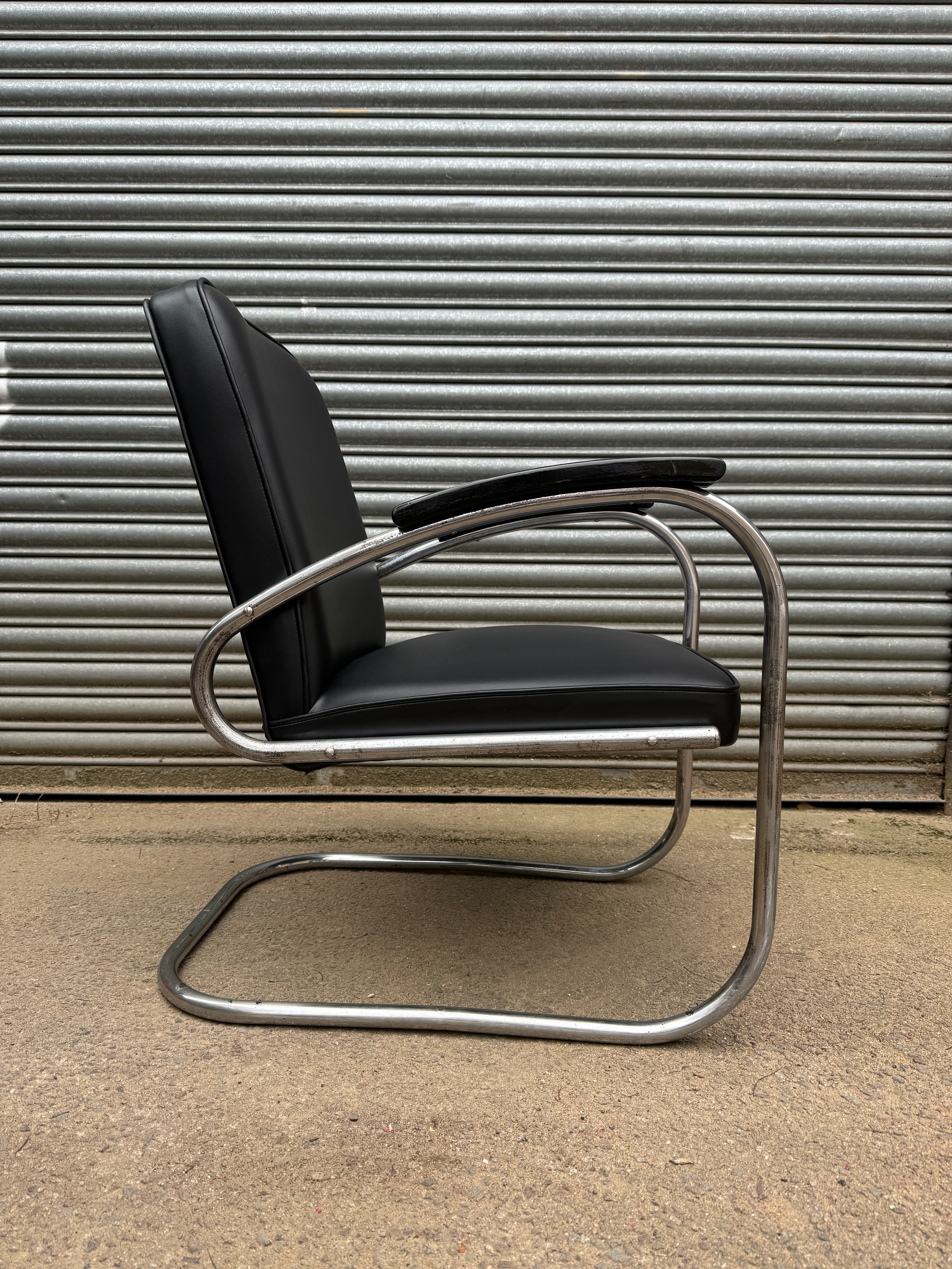 1930s Bauhaus Tubular Steel Arm Chair By Mauser Werke Waldeck Model RS7 - Image 4