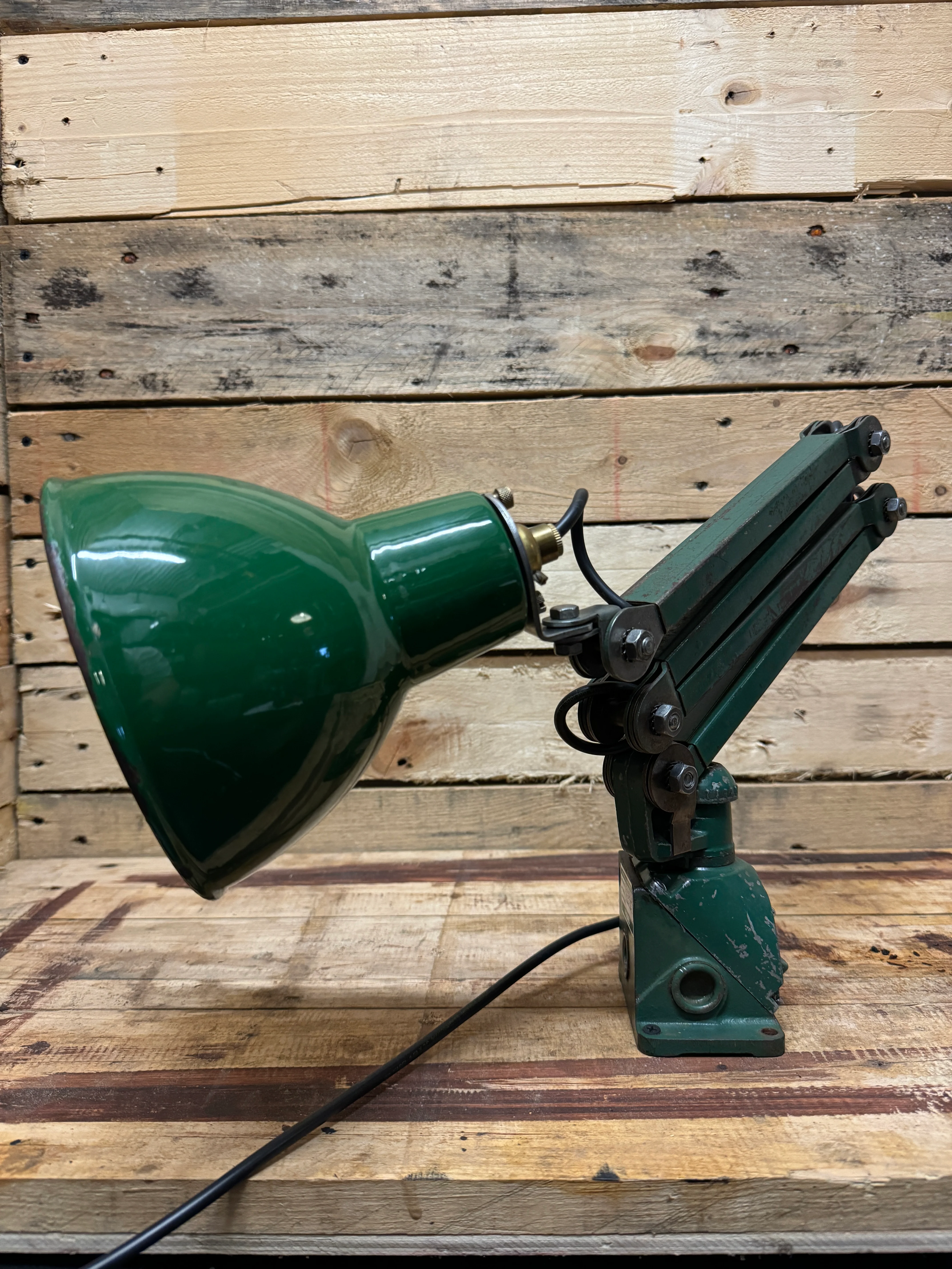 1930s Wall / Worktop Industrial Task Lamp By EDL. - Image 8