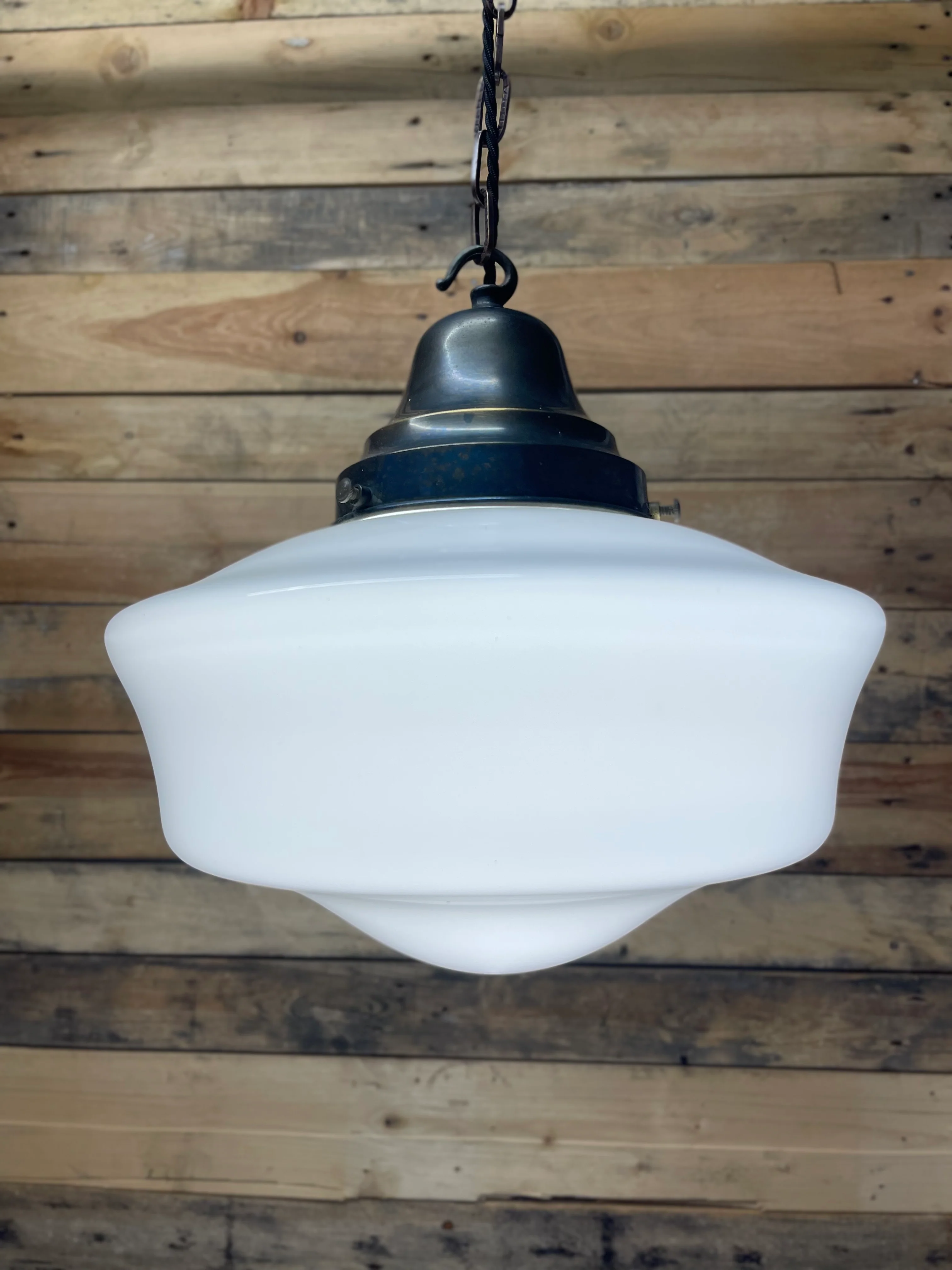1930s British Made Opaline Pendant Light - Image 4