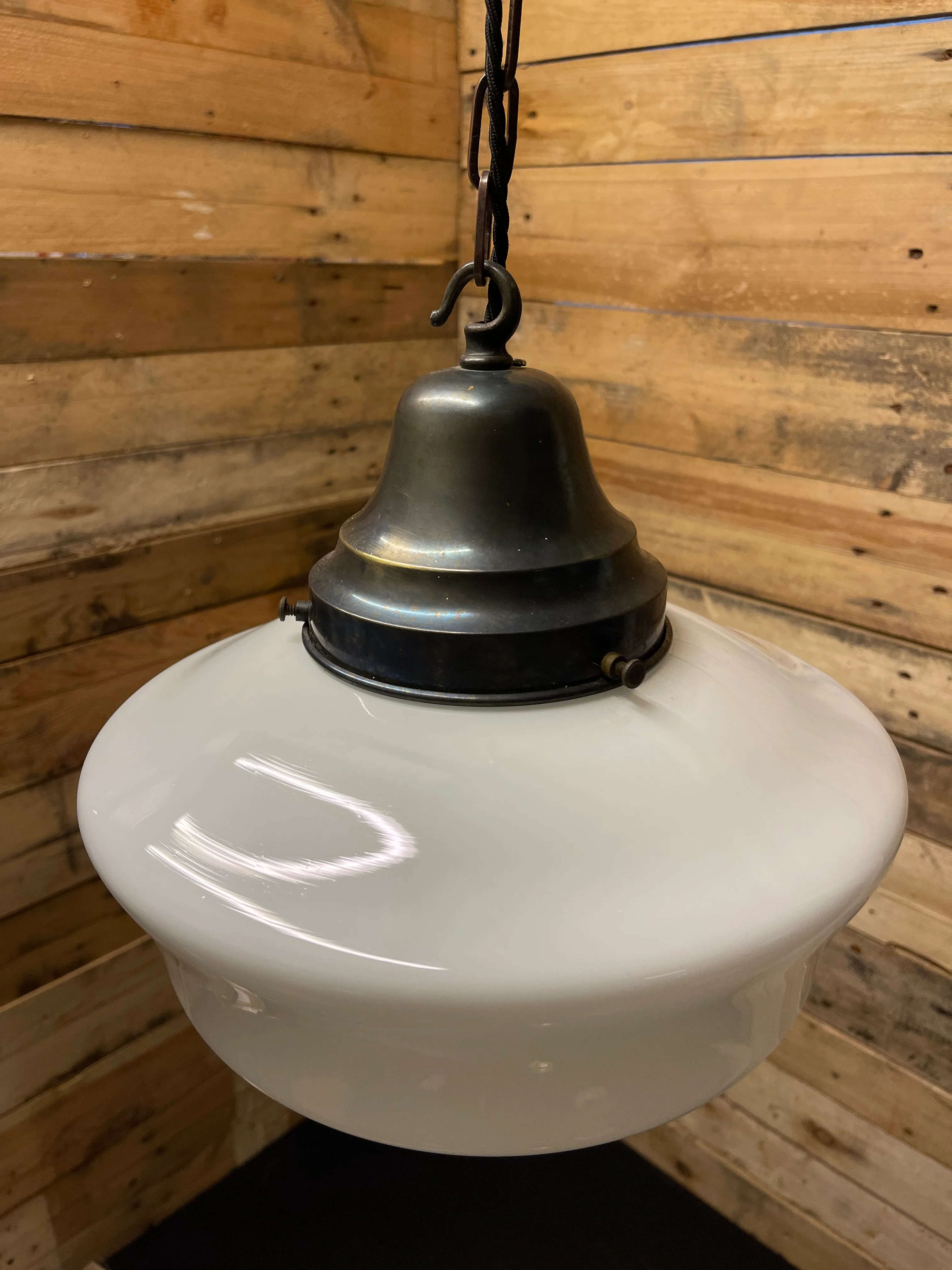 1930s British Made Opaline Pendant Light - Image 7