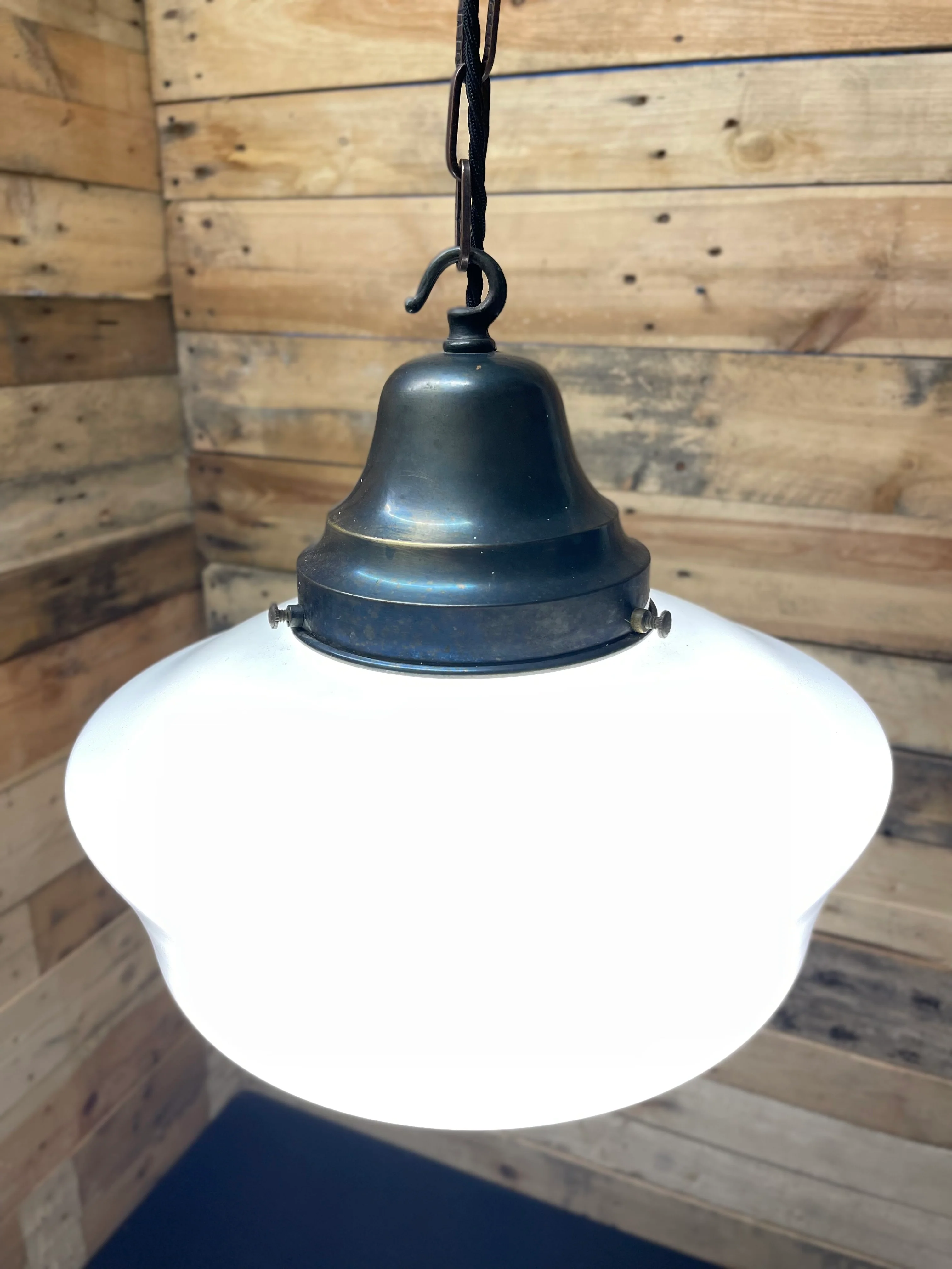 1930s British Made Opaline Pendant Light - Image 8
