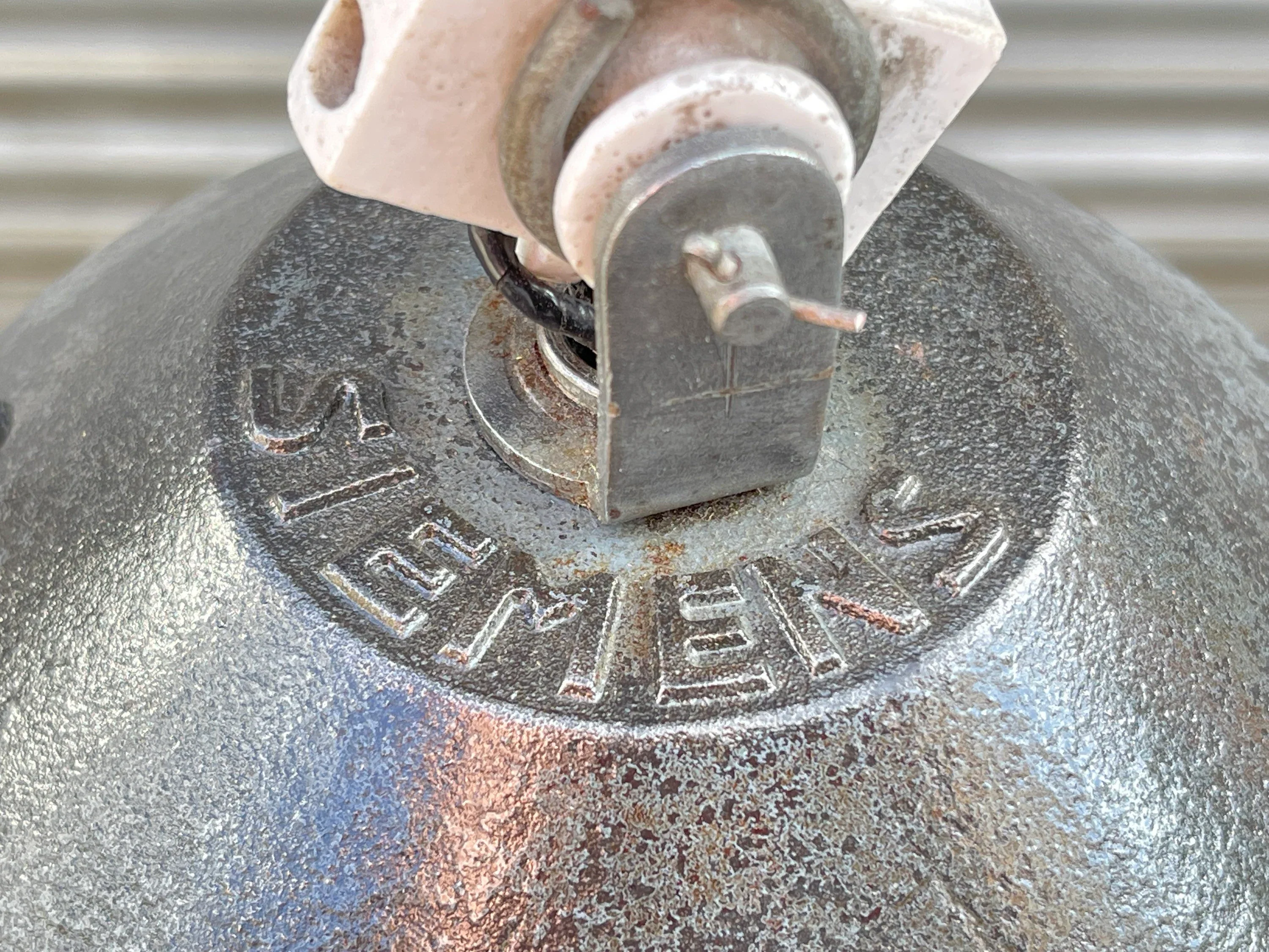 1930s Industrial Opaline Pendant Light By Siemens - Image 7