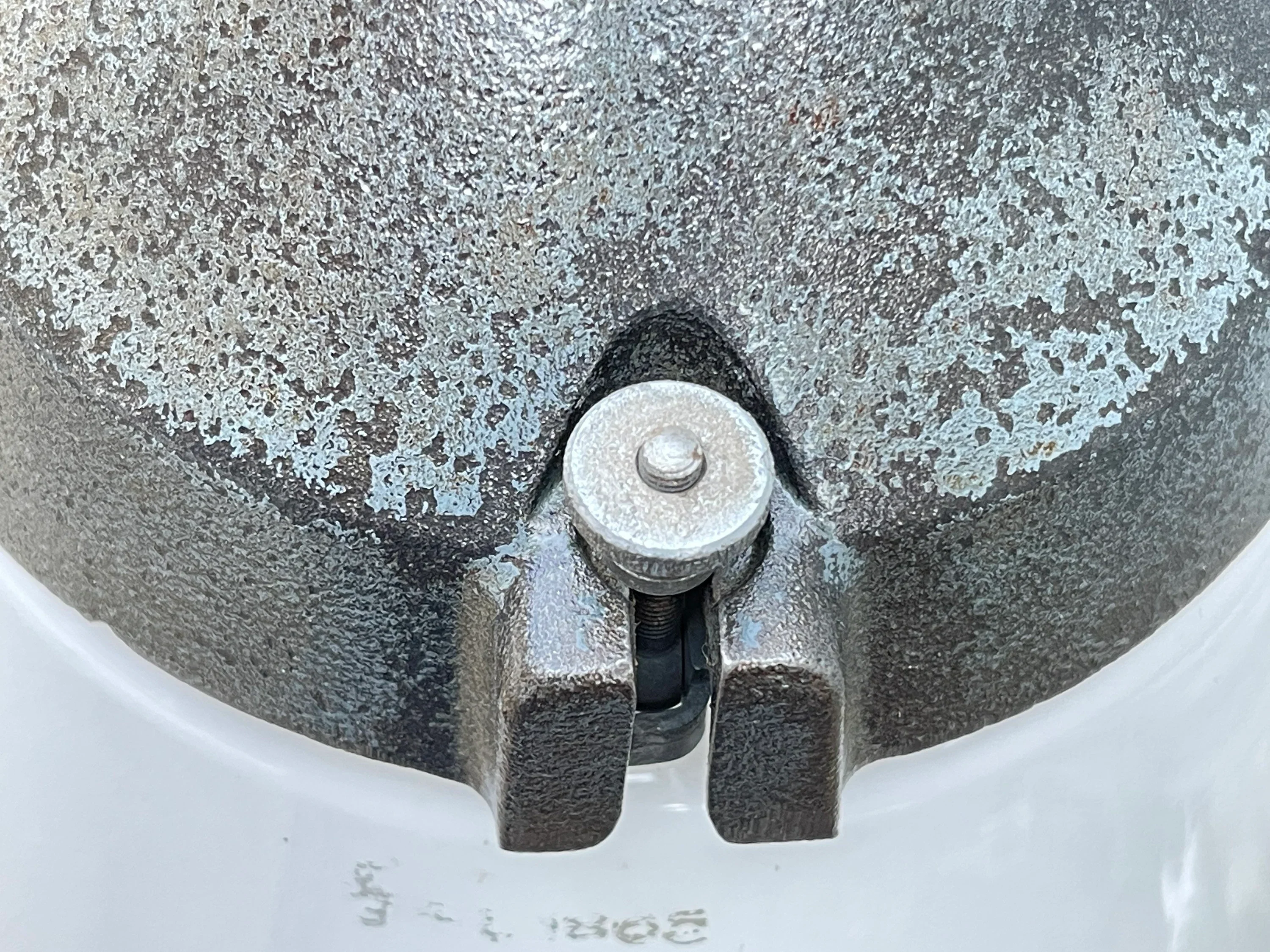 1930s Industrial Opaline Pendant Light By Siemens - Image 8