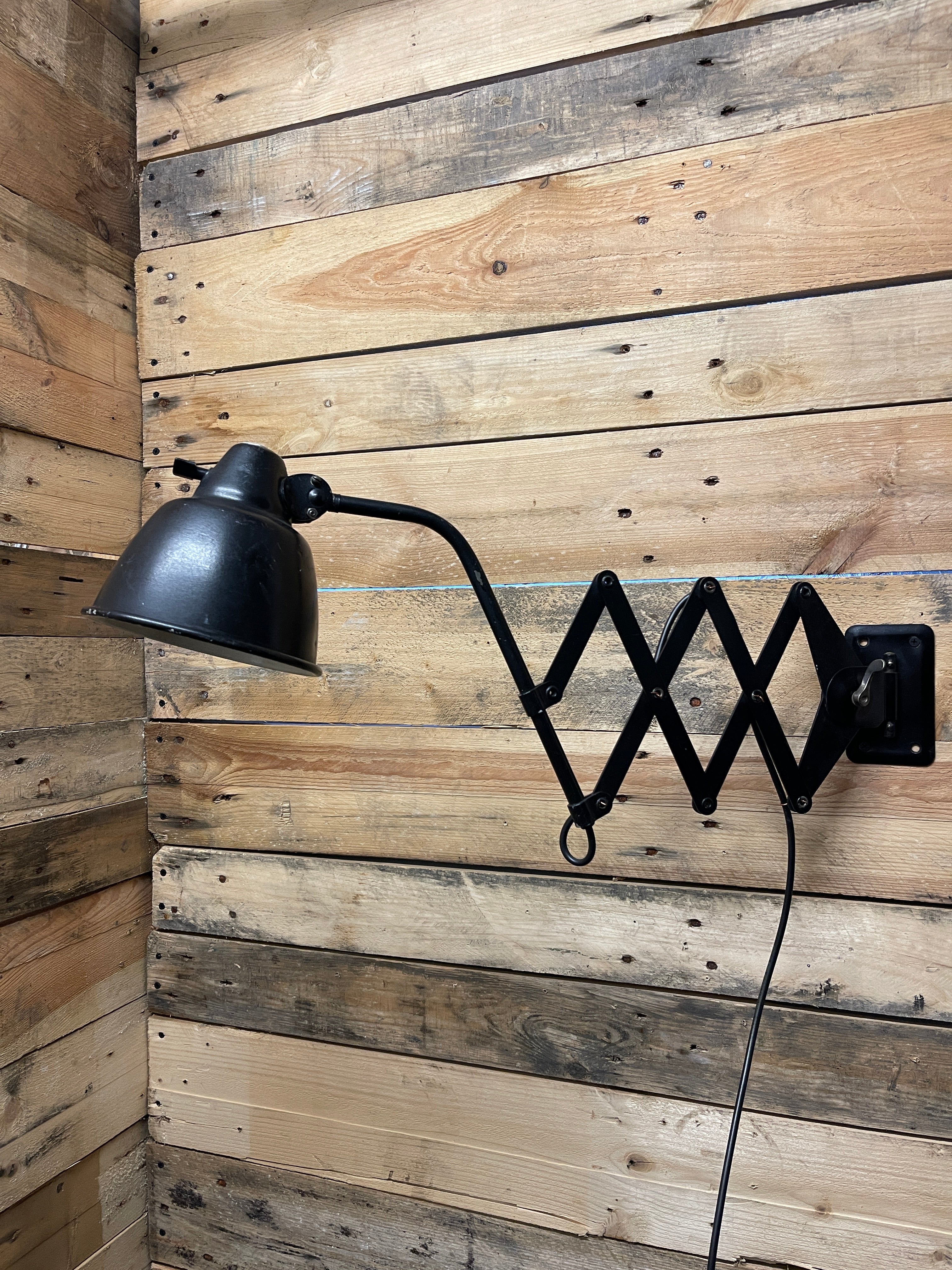 1940s Industrial Scissor Lamp By Helo Leuchten