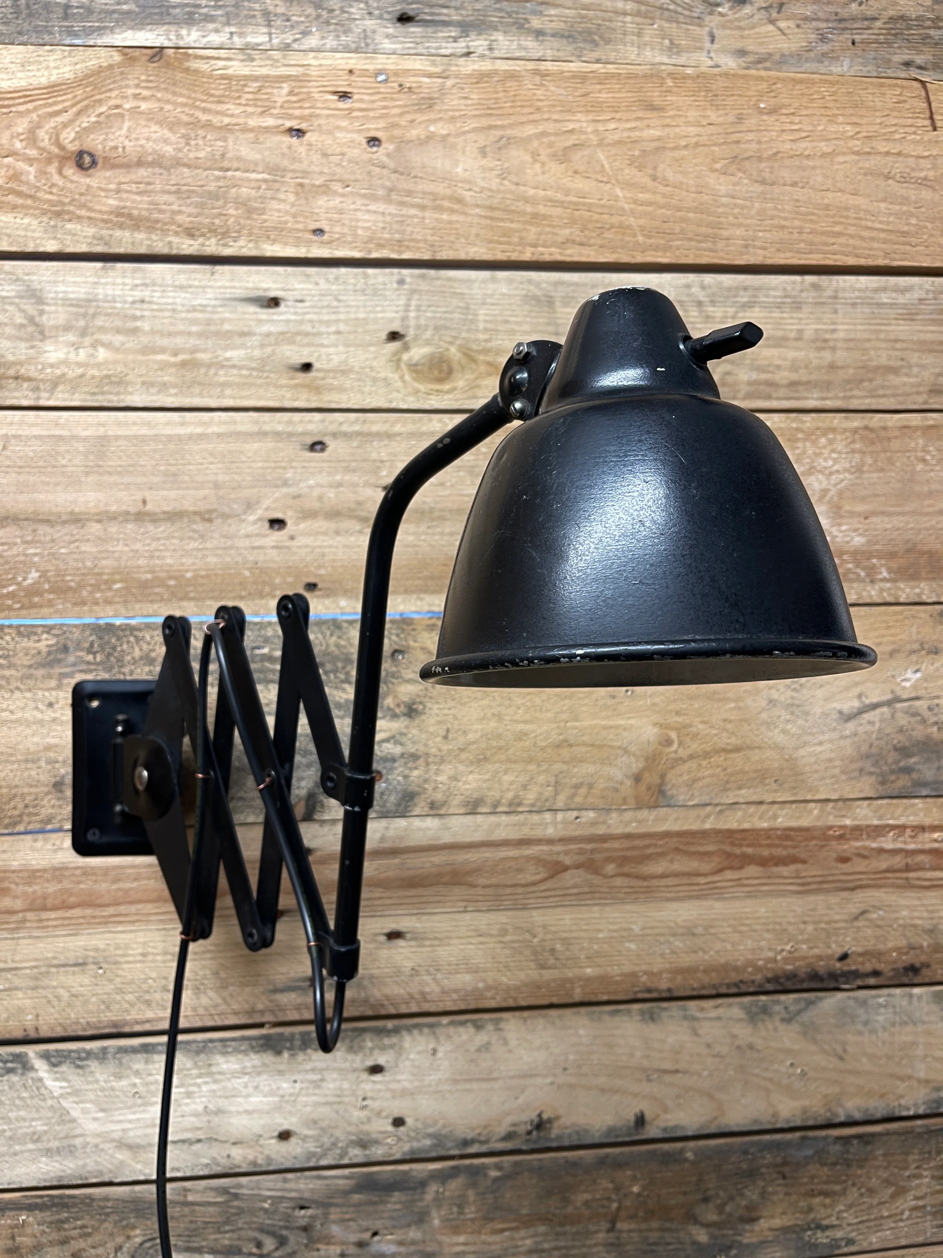 1940s Industrial Scissor Lamp By Helo Leuchten - Image 5