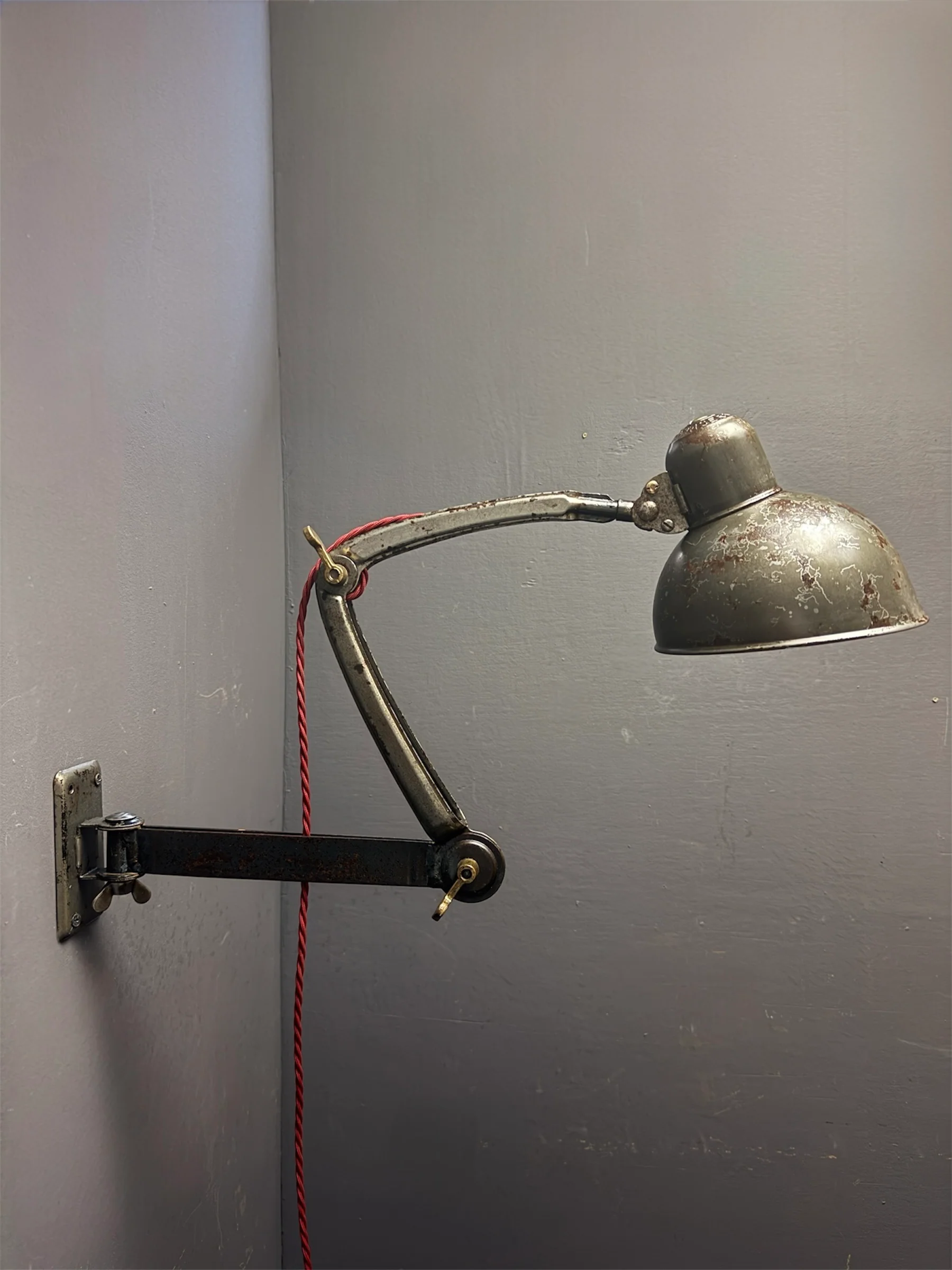 1930s Kaiser Idell Model 6716 Wall Lamp - Image 3