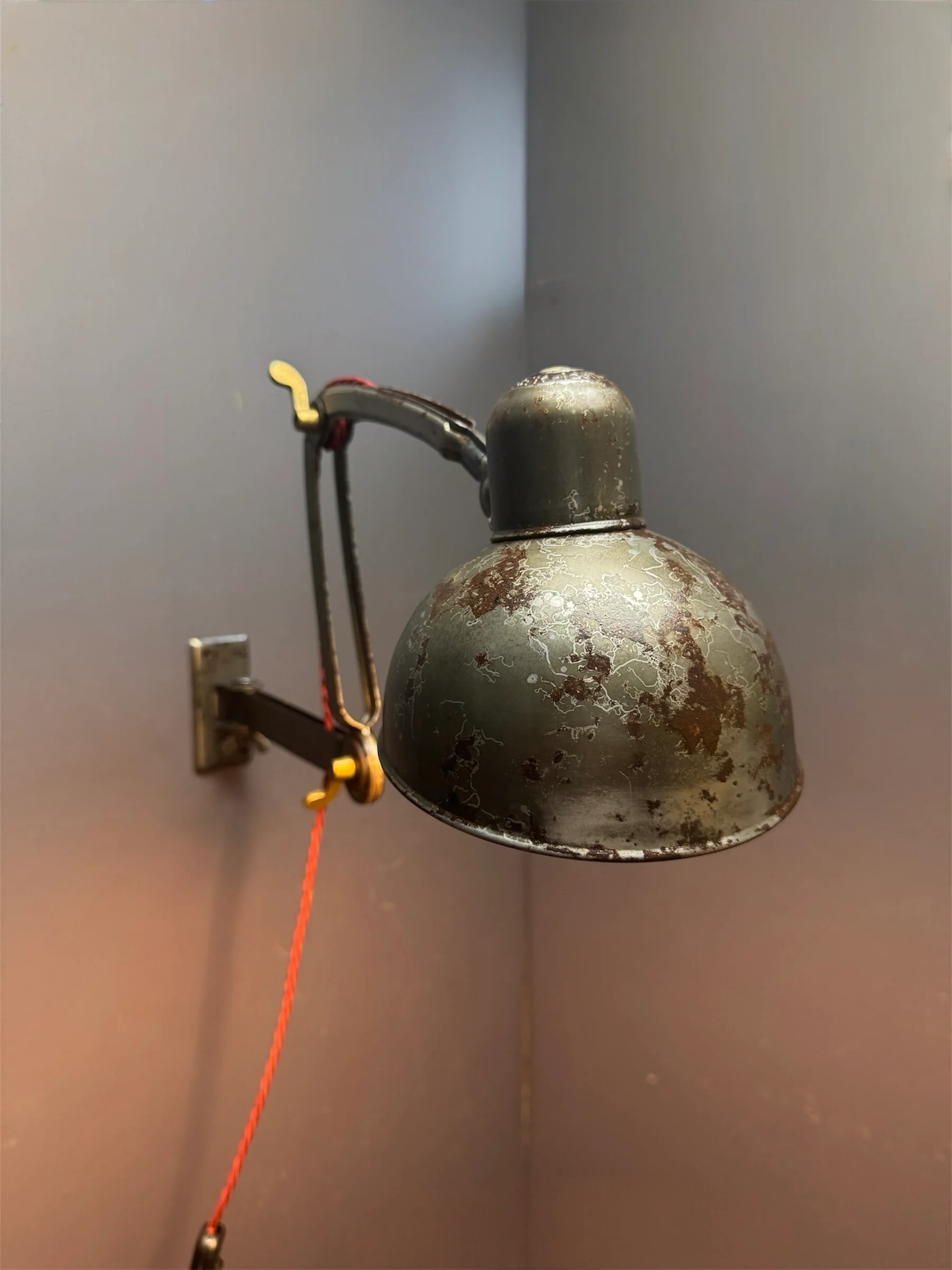 1930s Kaiser Idell Model 6716 Wall Lamp - Image 4