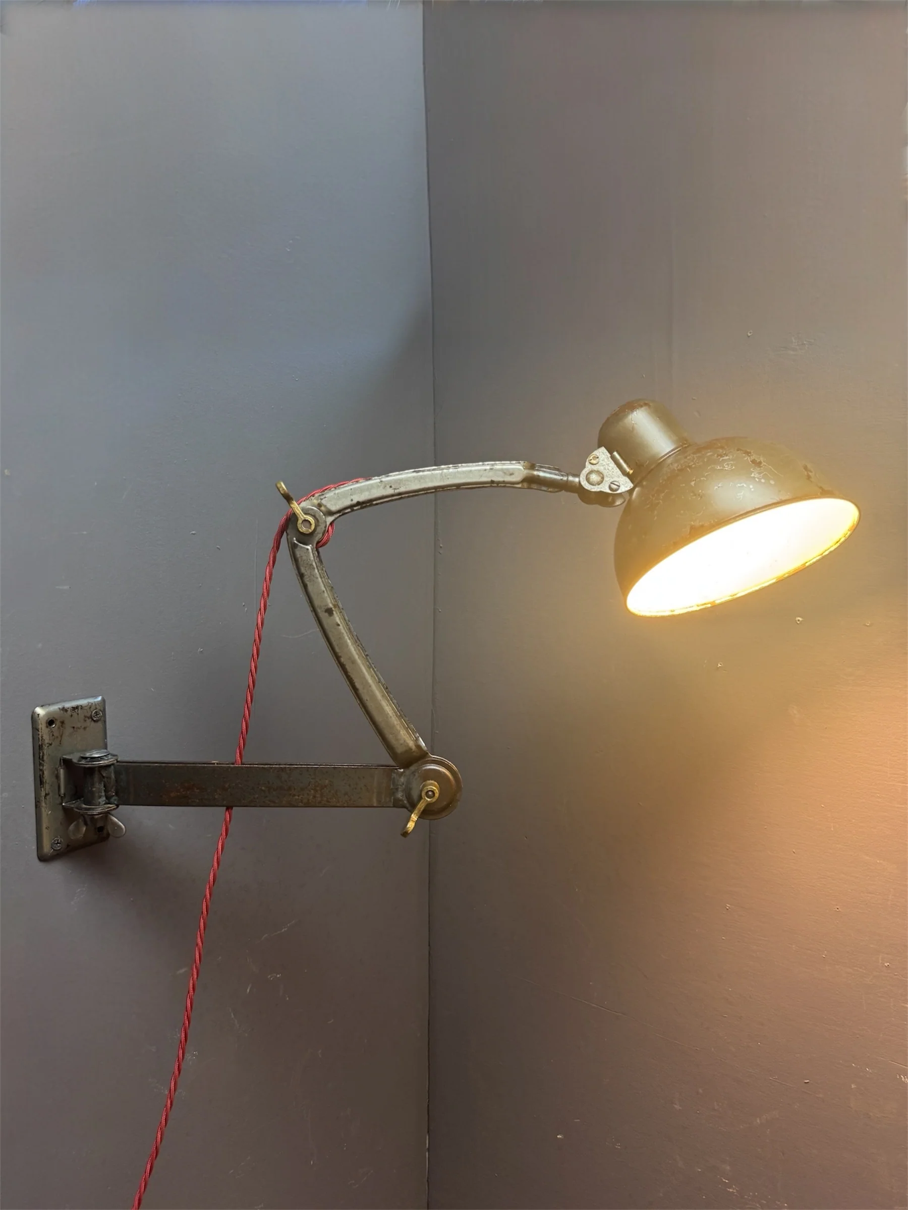 1930s Kaiser Idell Model 6716 Wall Lamp - Image 5