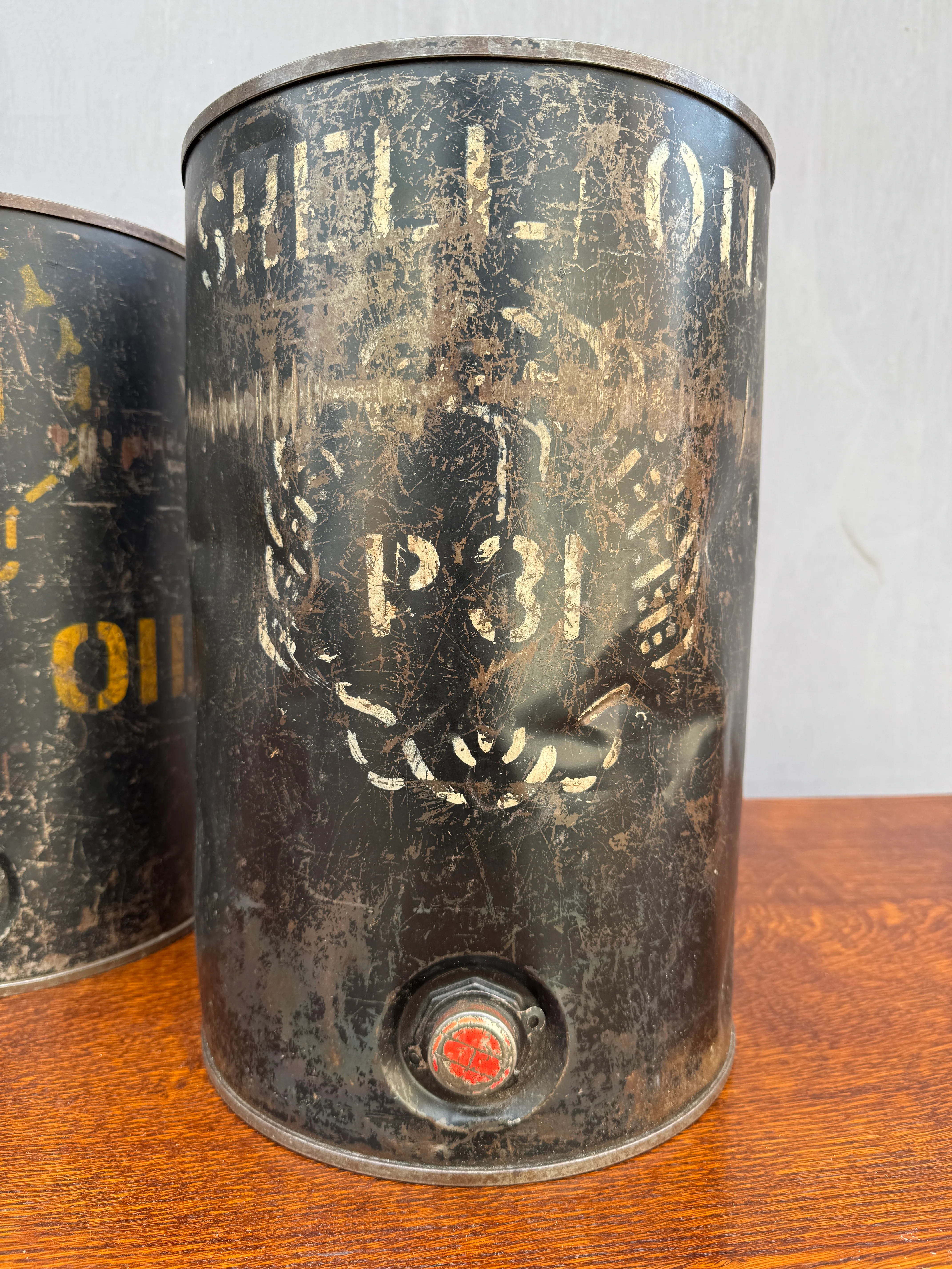 1930s Shell Oil Cans. - Image 3