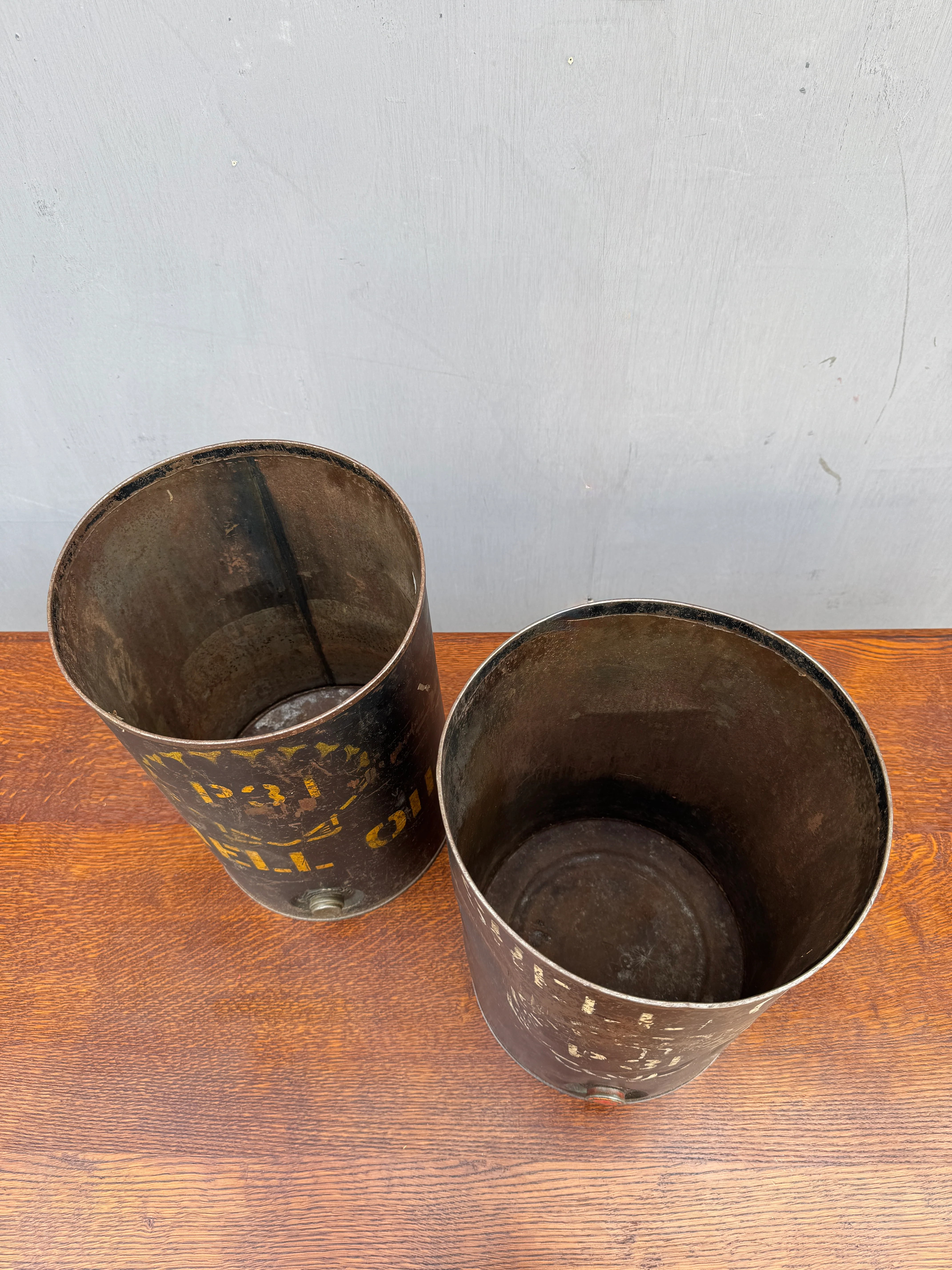 1930s Shell Oil Cans. - Image 6