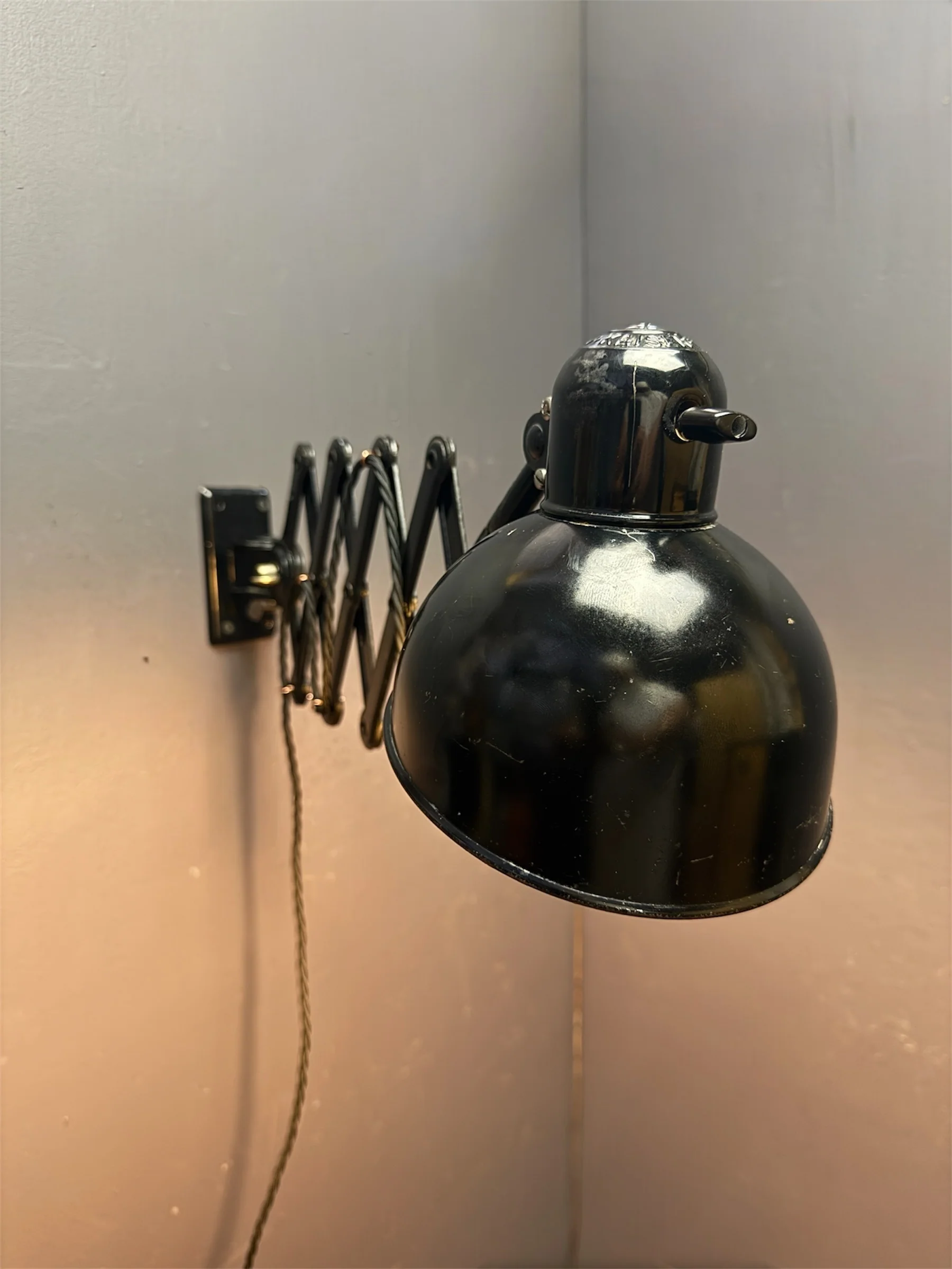 1940s Kaiser Idell Model 6718 Scissor Lamp - Image 4
