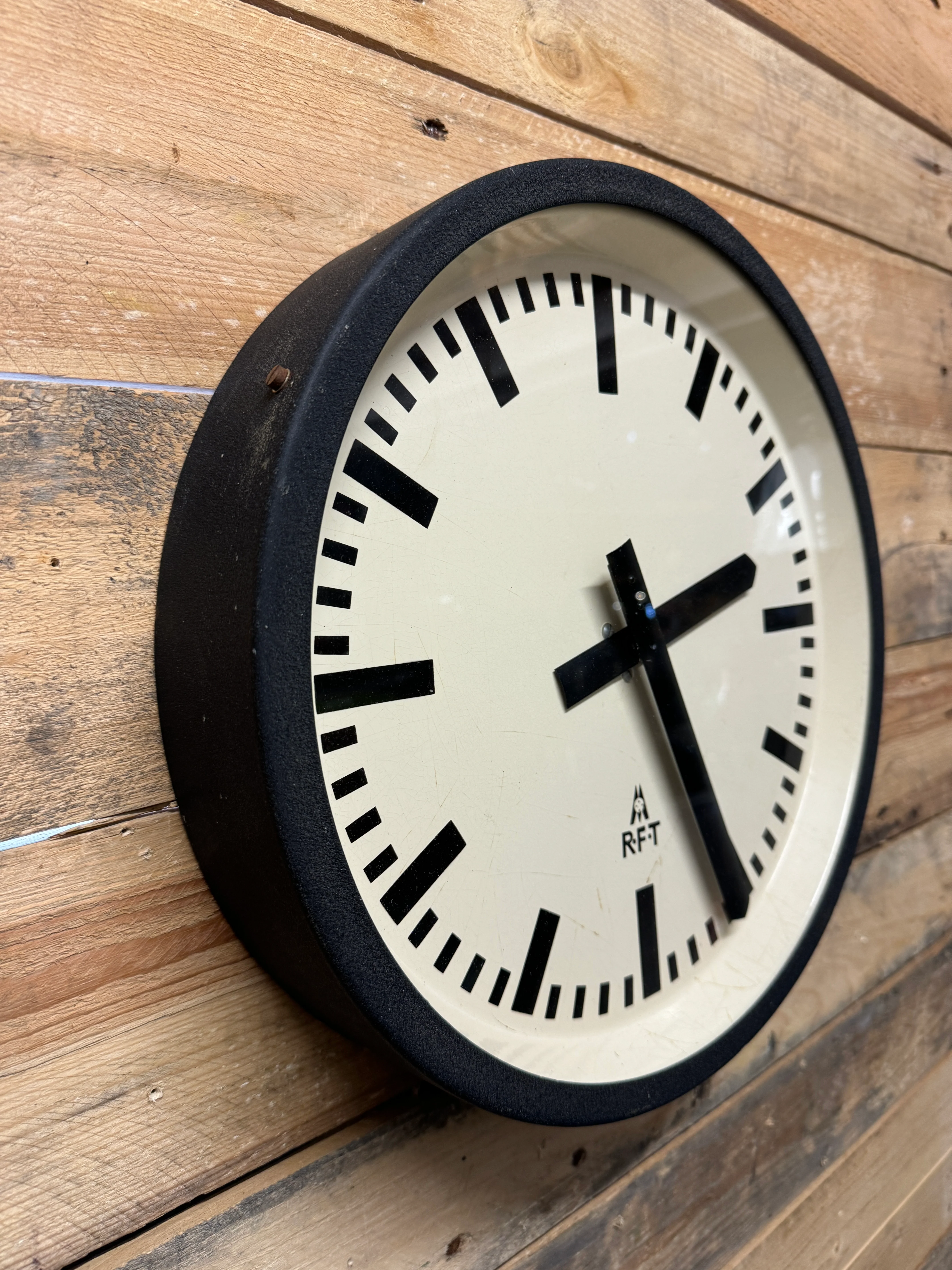 1950s East German Industrial Factory Clock By RFT - Image 3