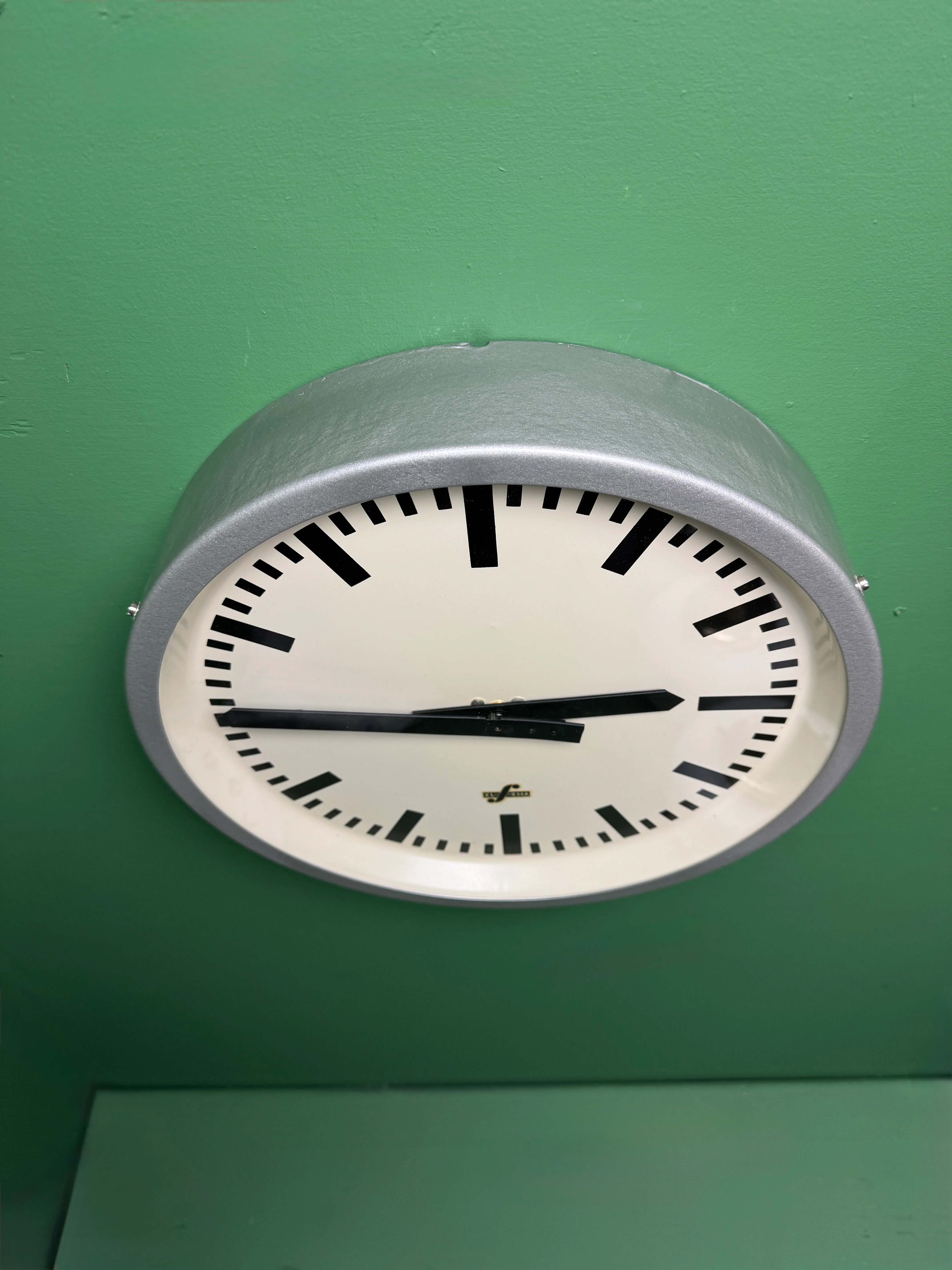 1950s East German Industrial Factory Clock By ELFEMA - Image 4