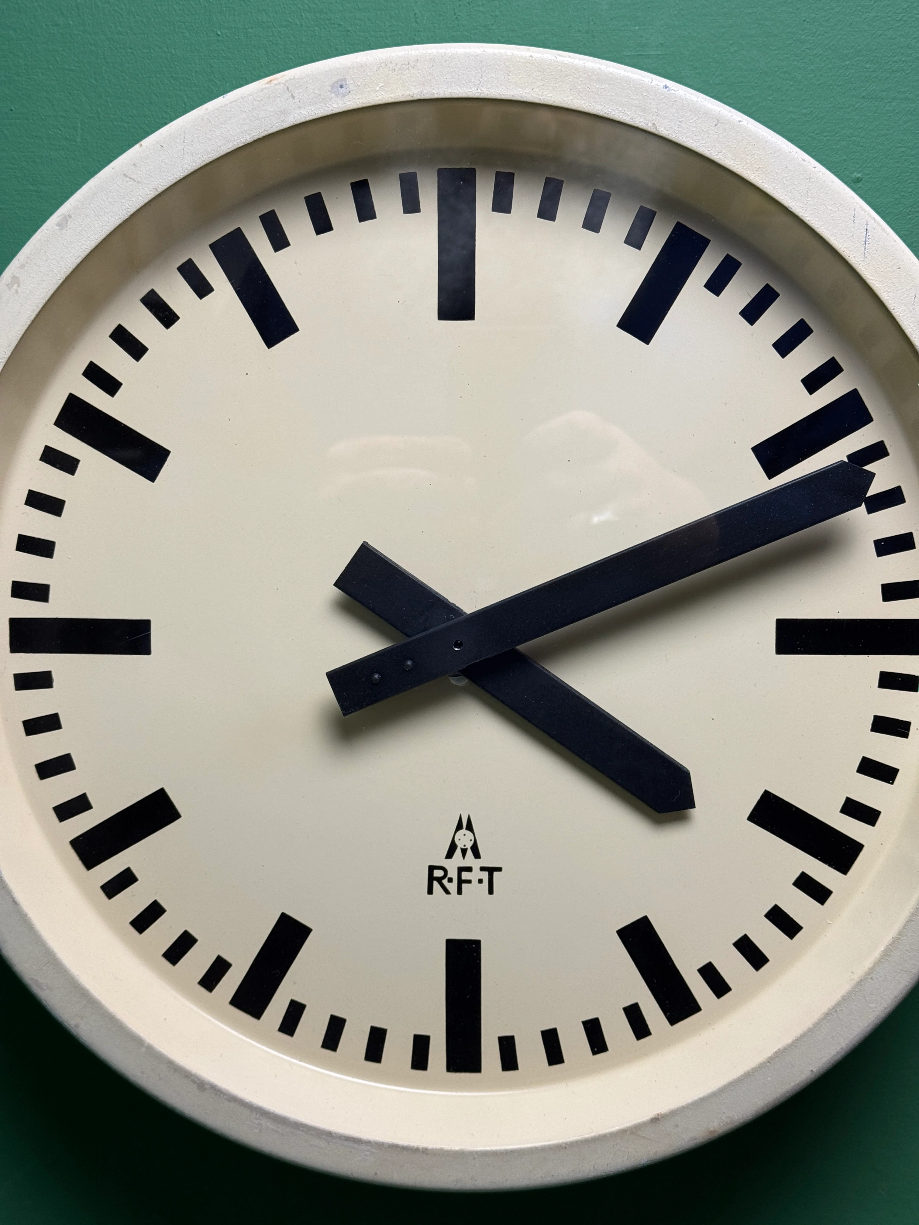 1950s East German Industrial Factory Clock By RFT - Image 3