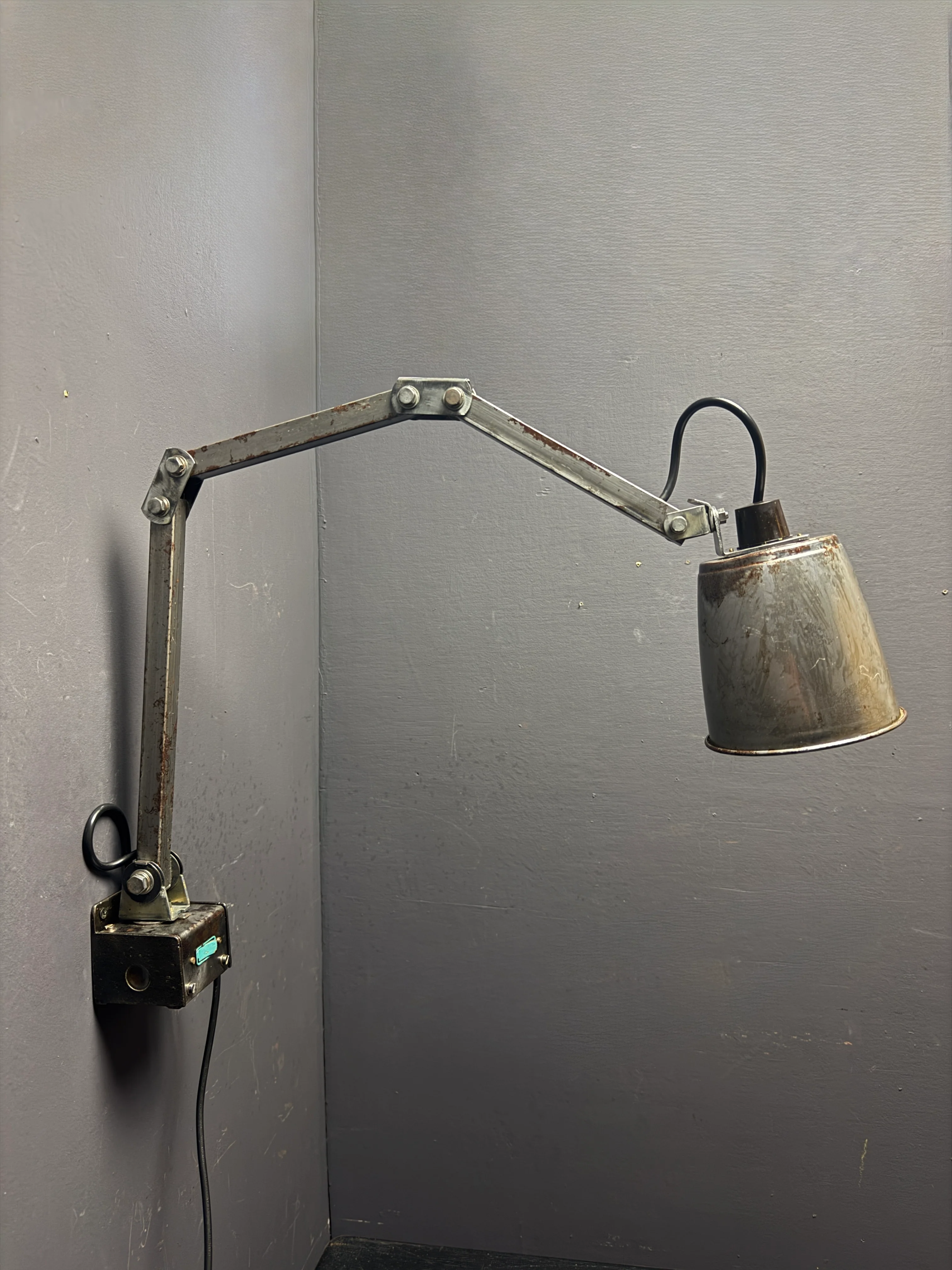 1950s Industrial Wall Lamp By MEMLITE - Image 3