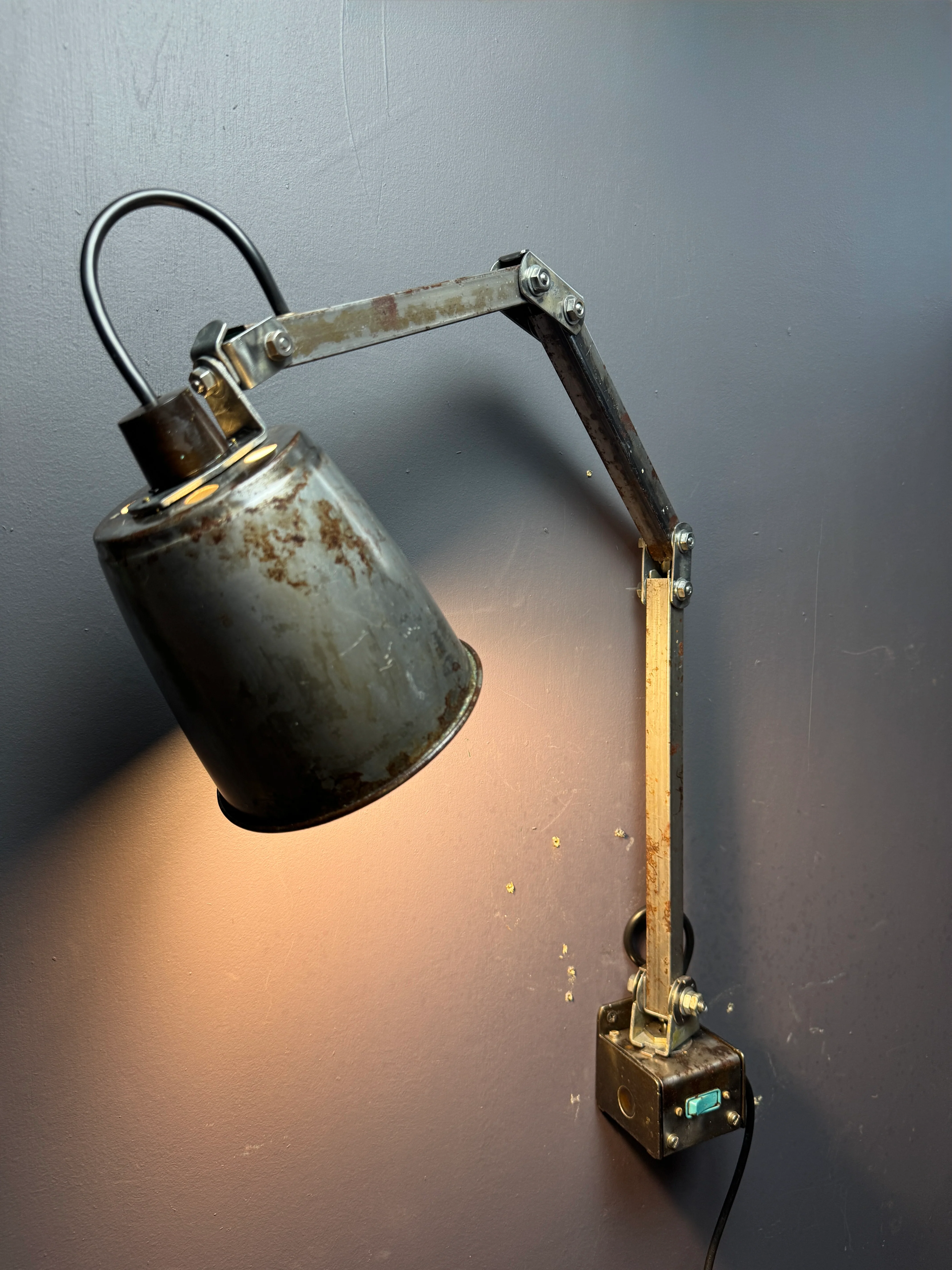 1950s Industrial Wall Lamp By MEMLITE - Image 7