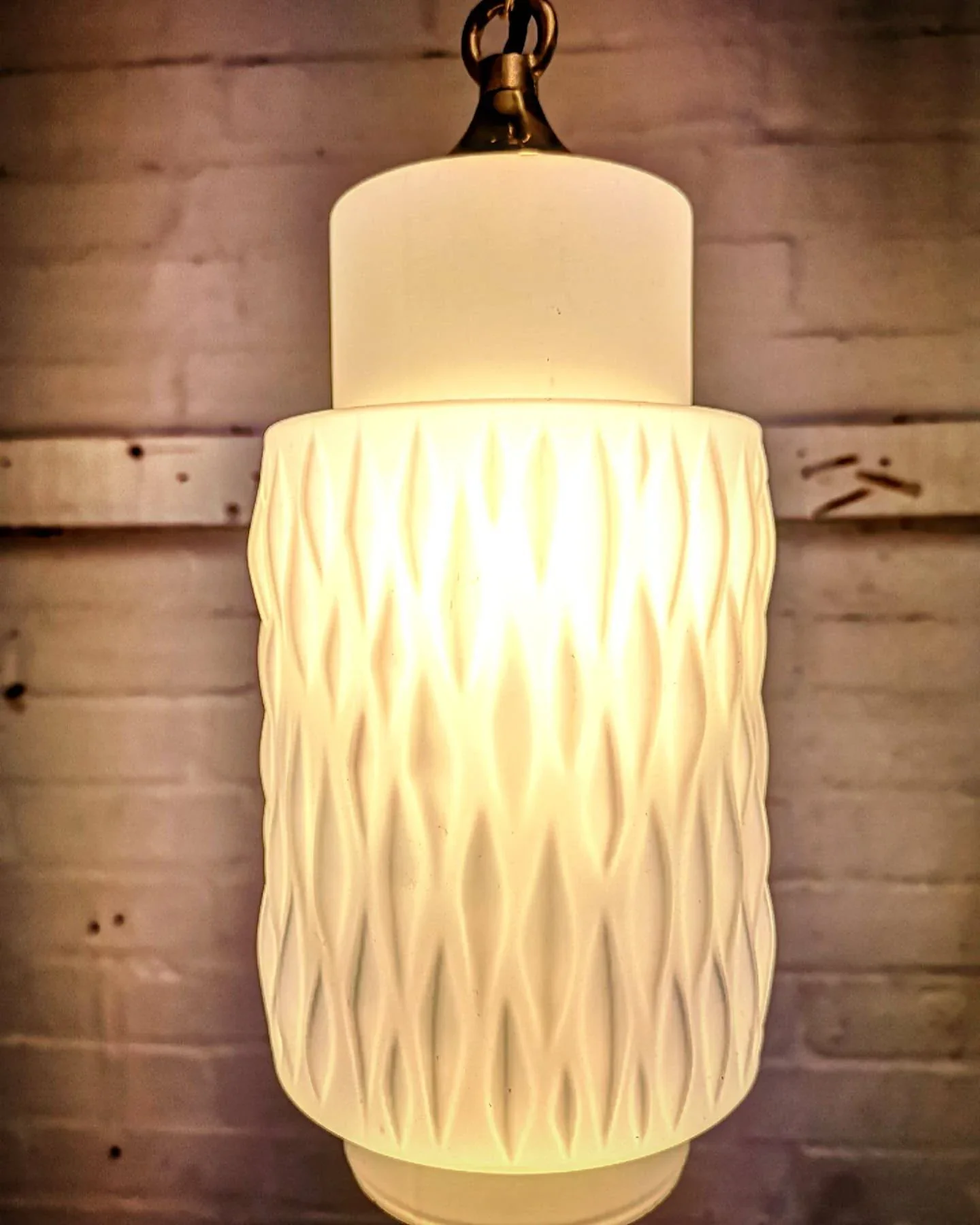 1960s Czech Rippled Opaline Glass Pendant Light - Image 4