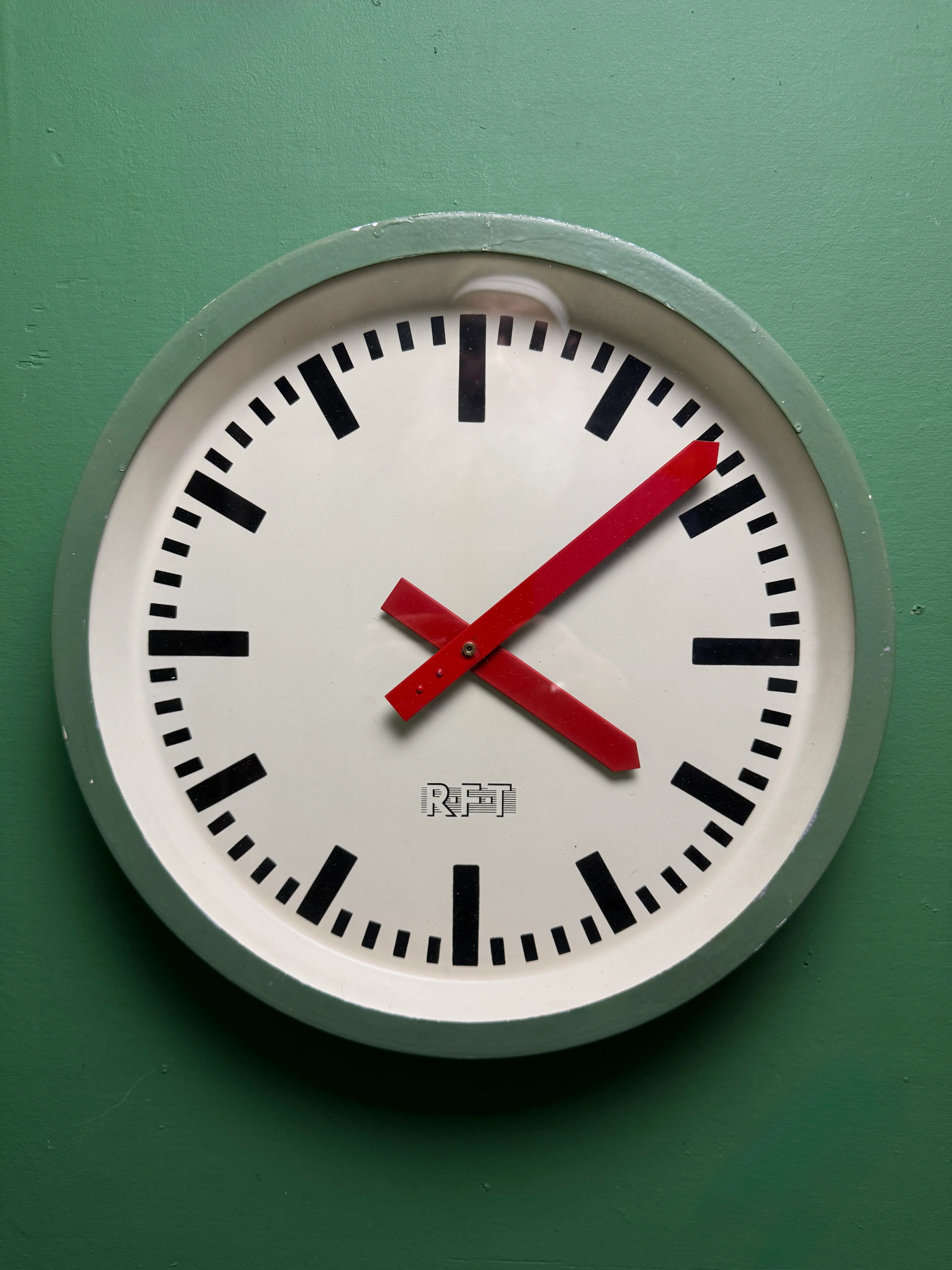 1960s East German Industrial Factory Clock By RFT - Image 2