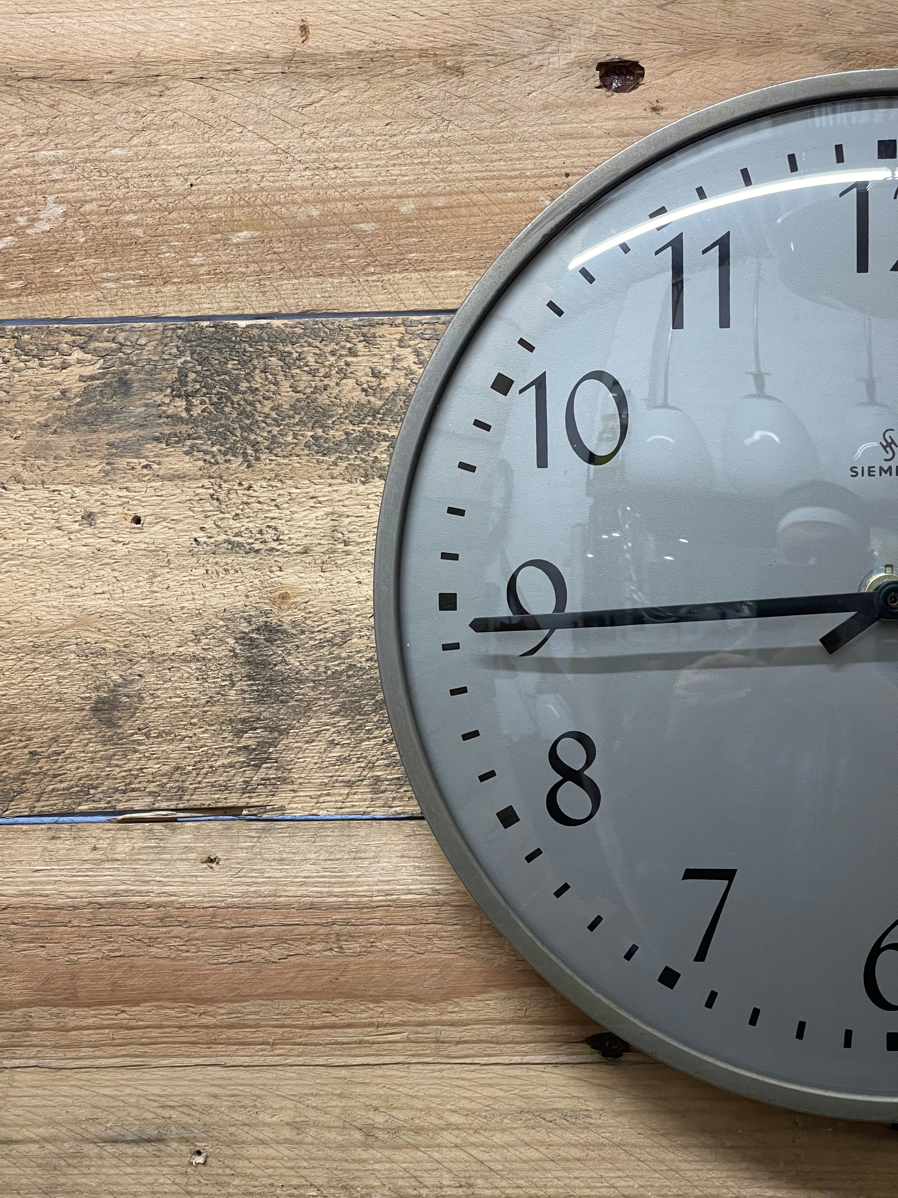 1960's German Industrial Factory / Office Clocks By Peter Behrens For Siemens - Image 9