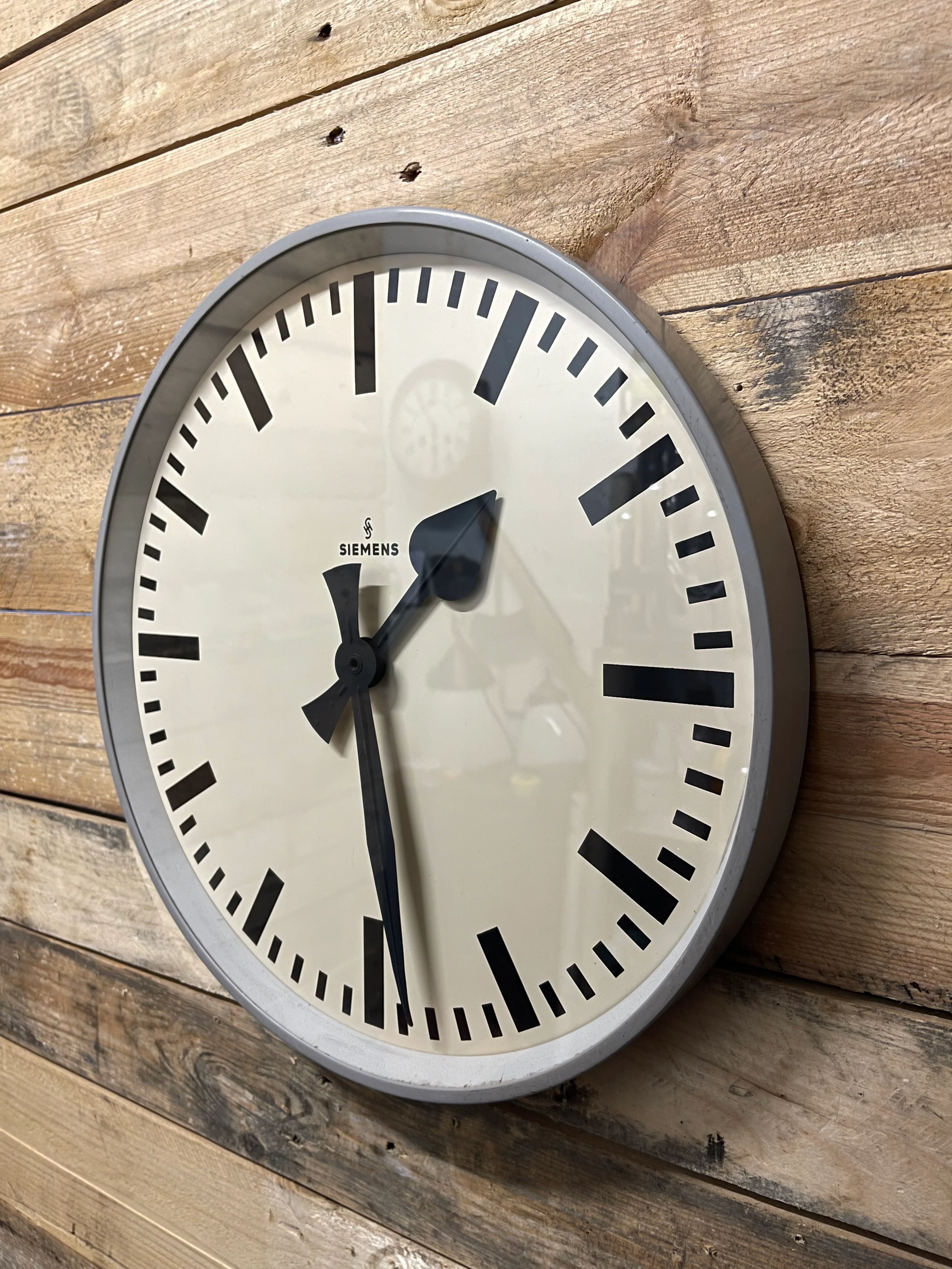 1960's German Industrial Factory / Office Clocks By Siemens - Image 4