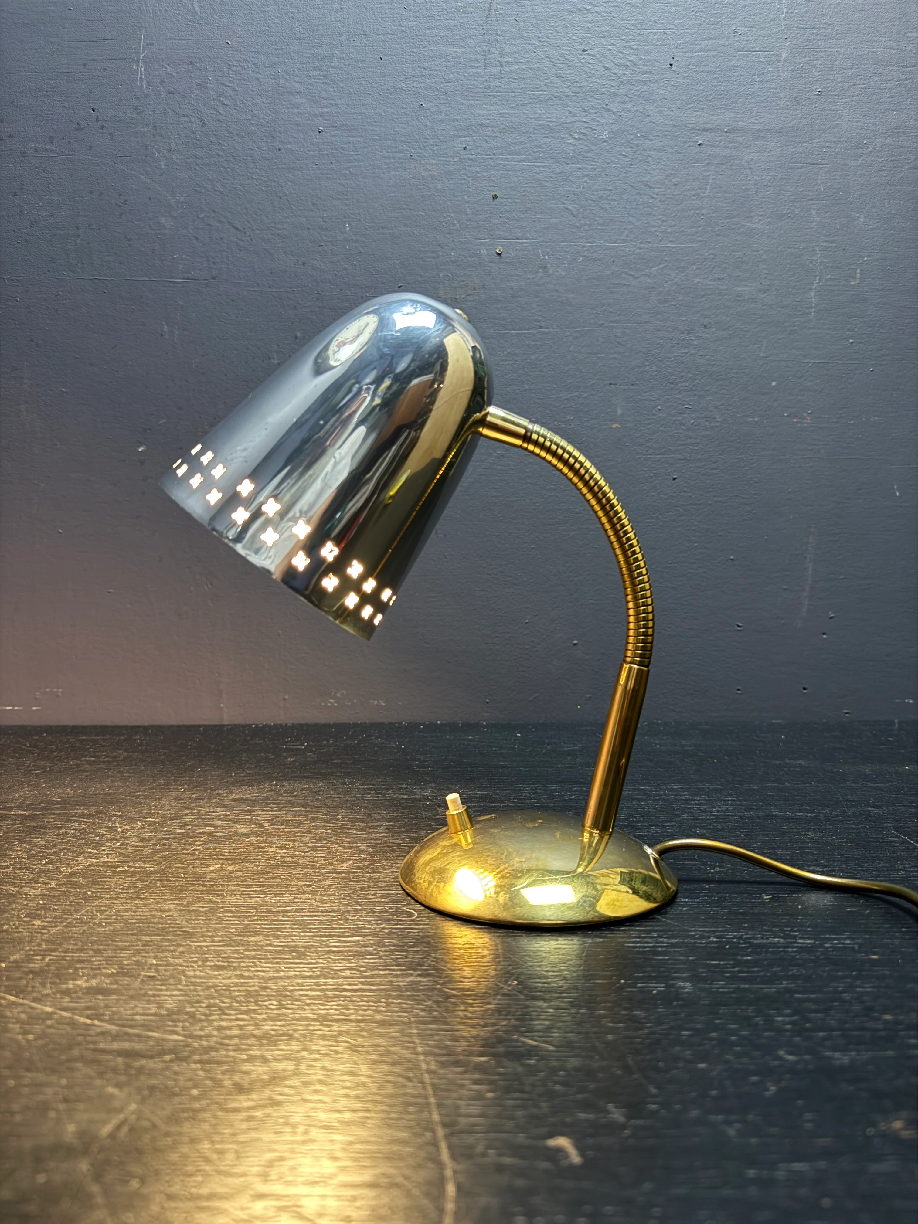 1960s Goose Neck Table Lamp By Mathieu Mategot - Image 8