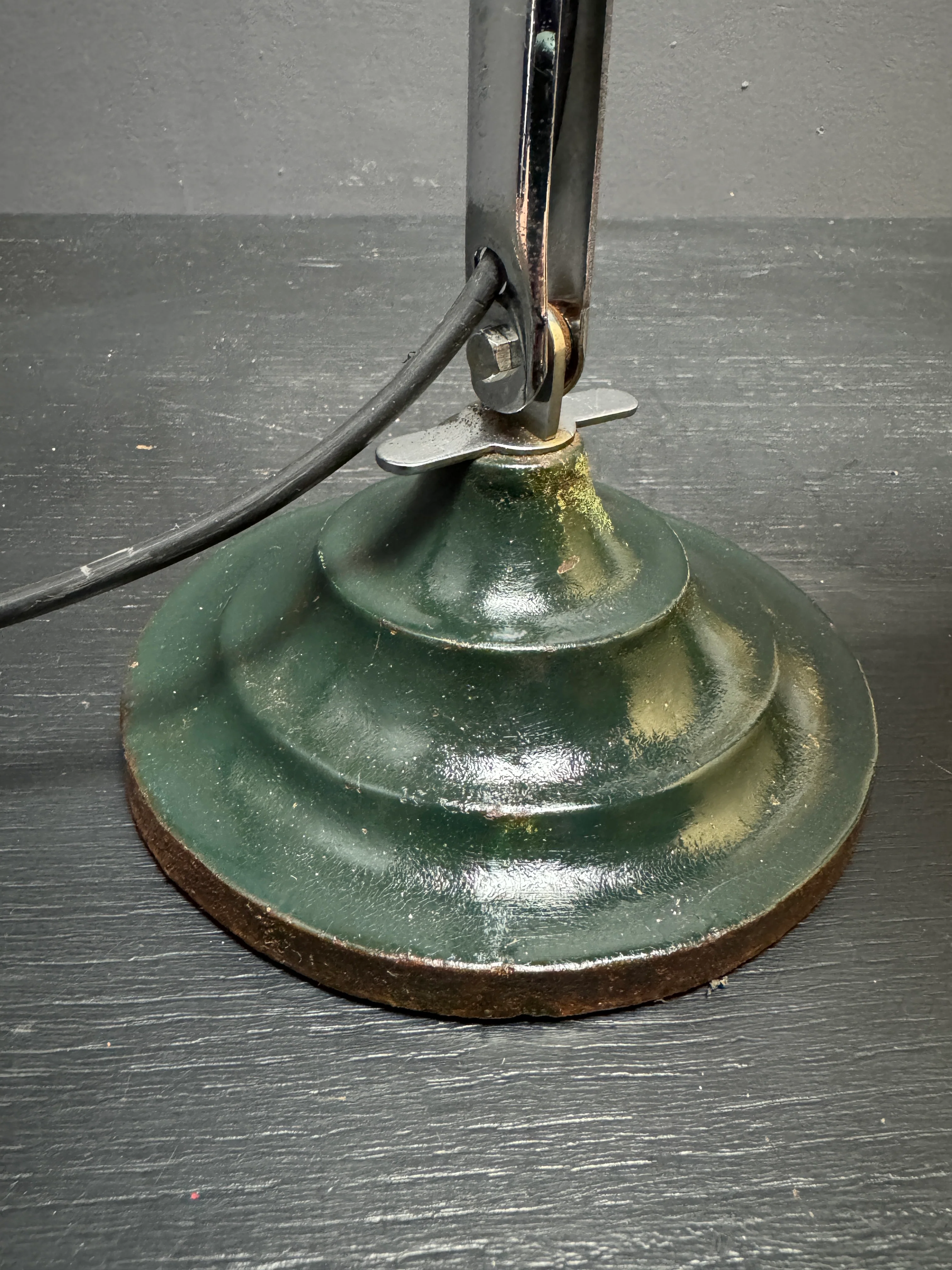 1940s PIFCO Articulated Table Lamp - Image 10