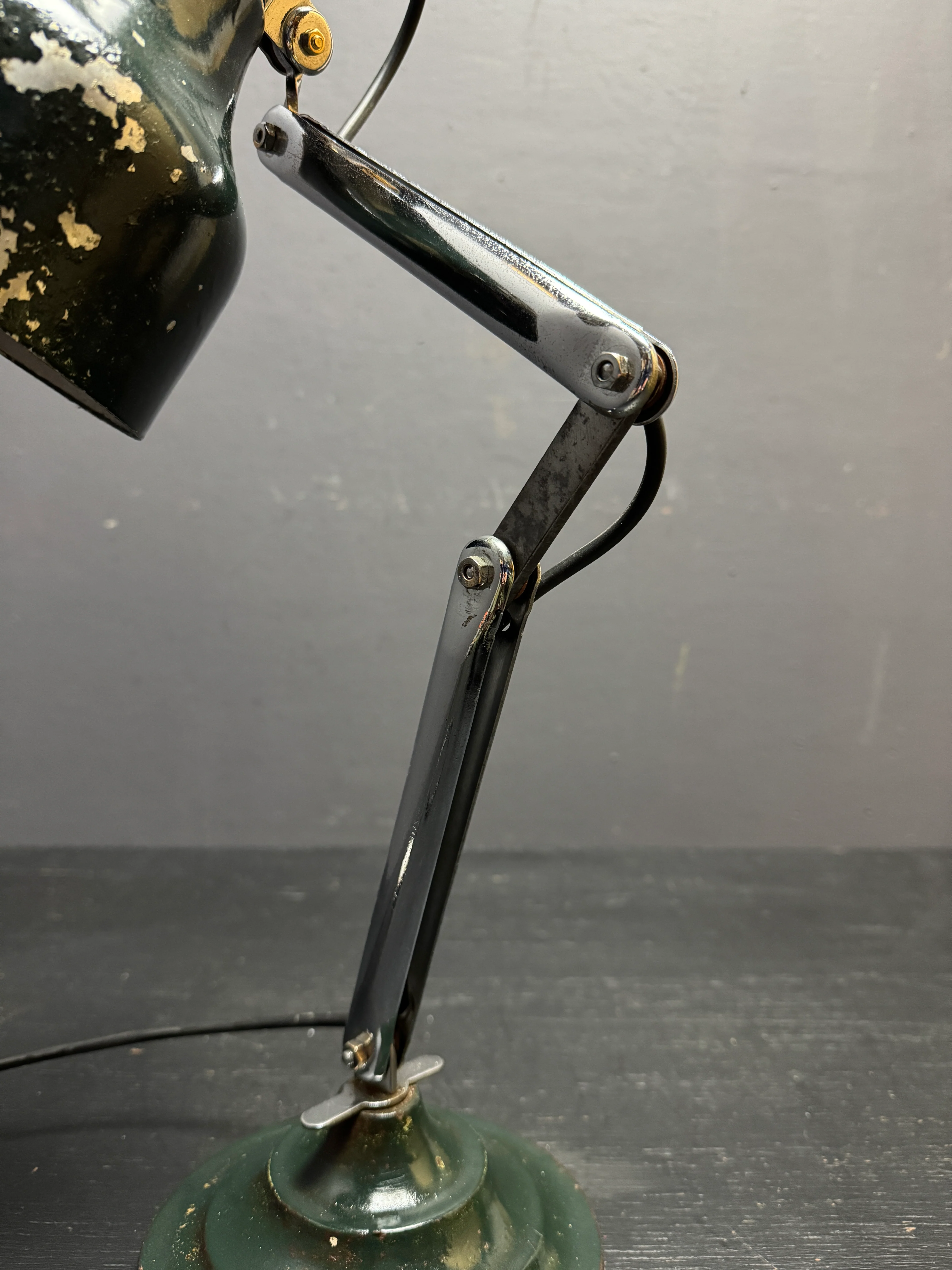 1940s PIFCO Articulated Table Lamp - Image 8