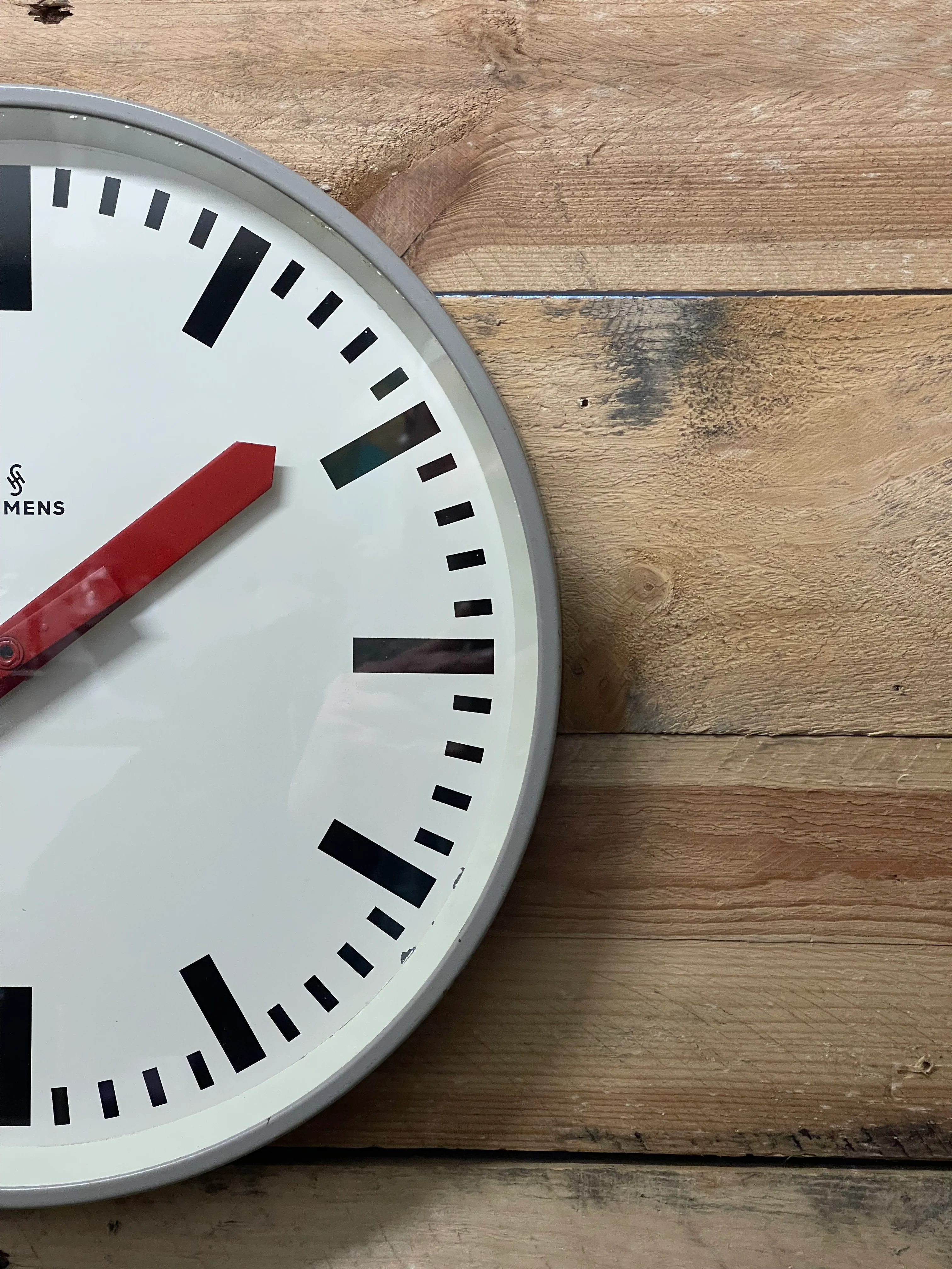 1970's German Industrial Factory / Office Clocks By Siemens - Image 10