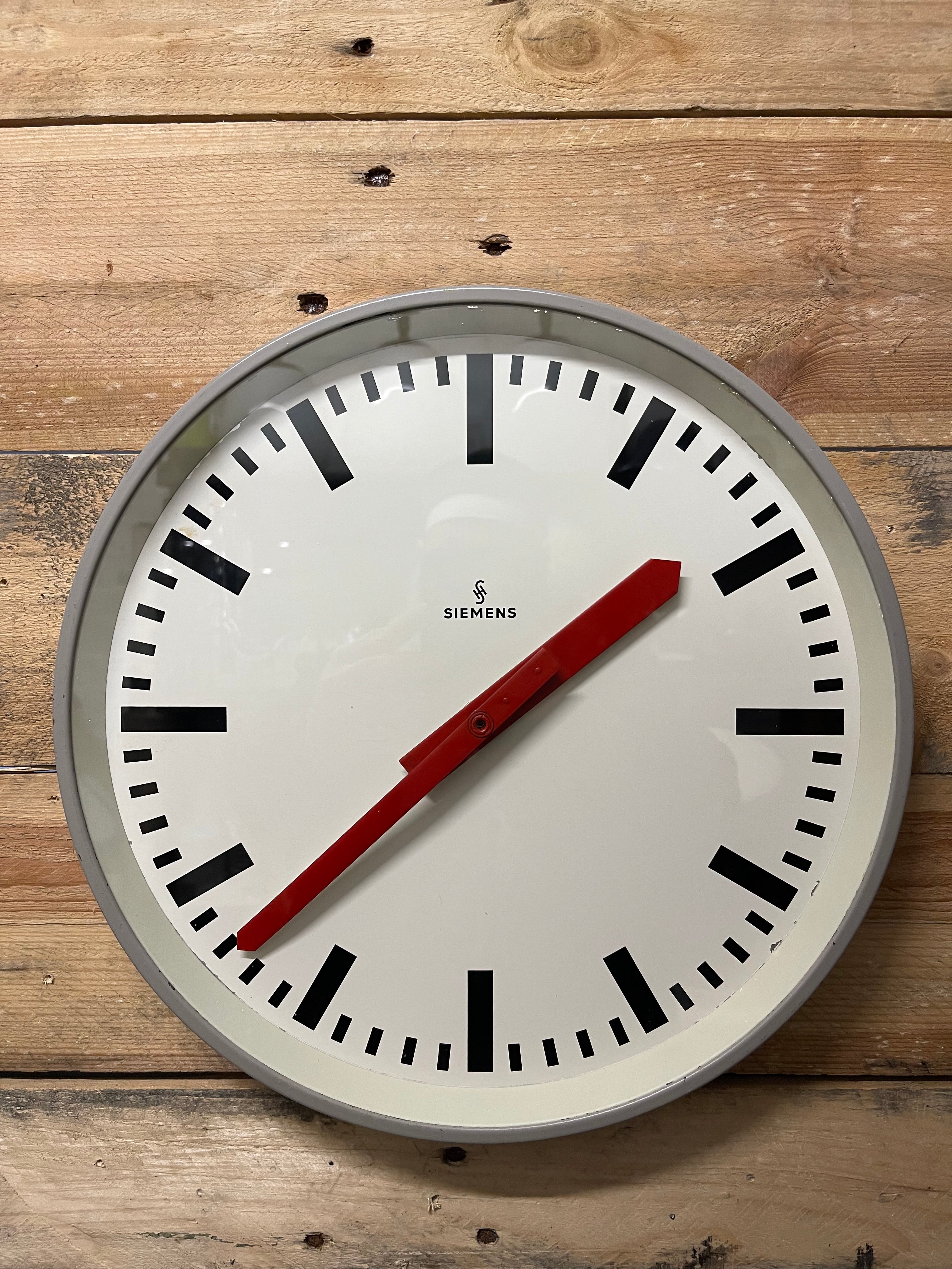 1970's German Industrial Factory / Office Clocks By Siemens - Image 2