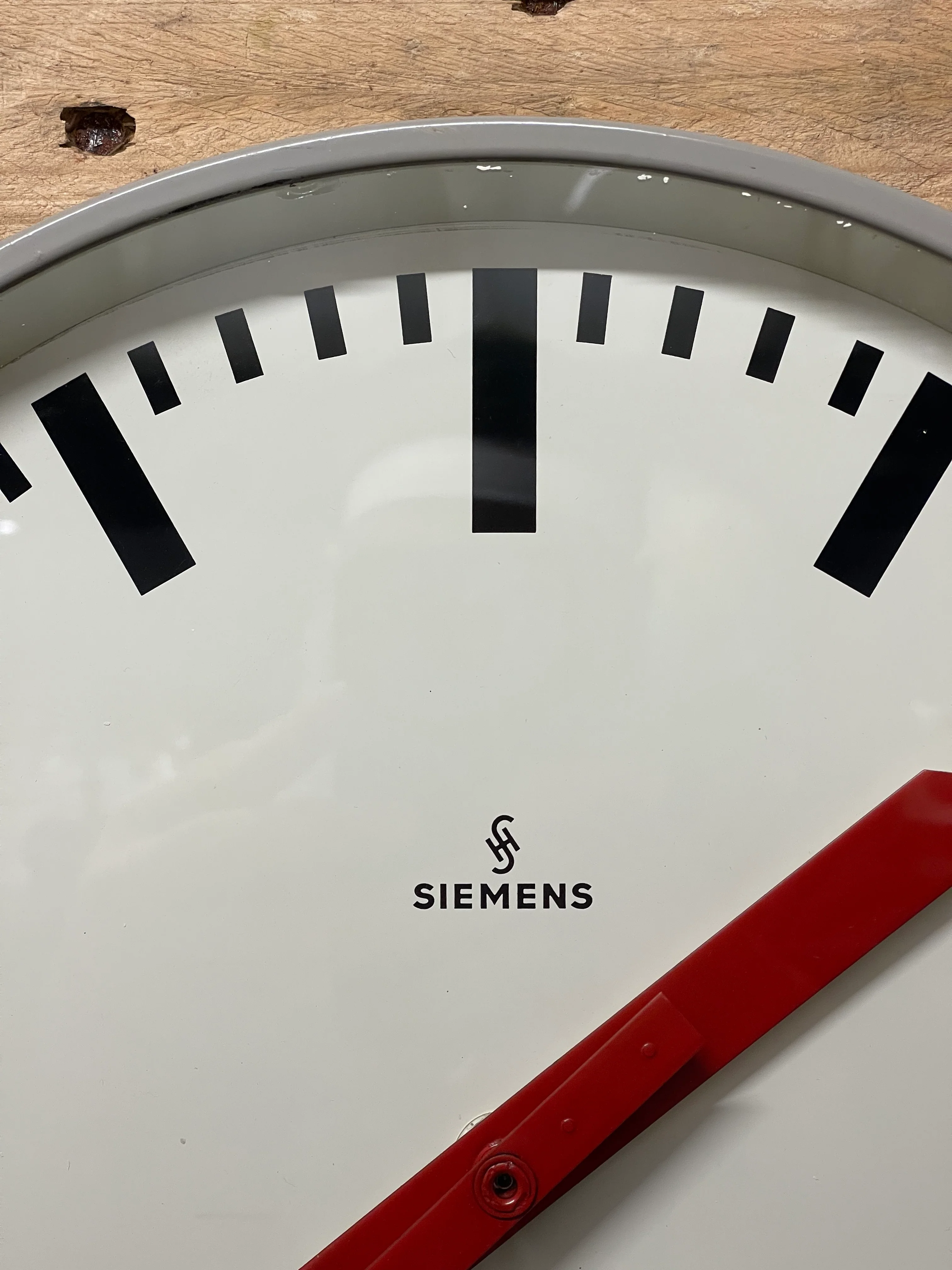1970's German Industrial Factory / Office Clocks By Siemens - Image 8