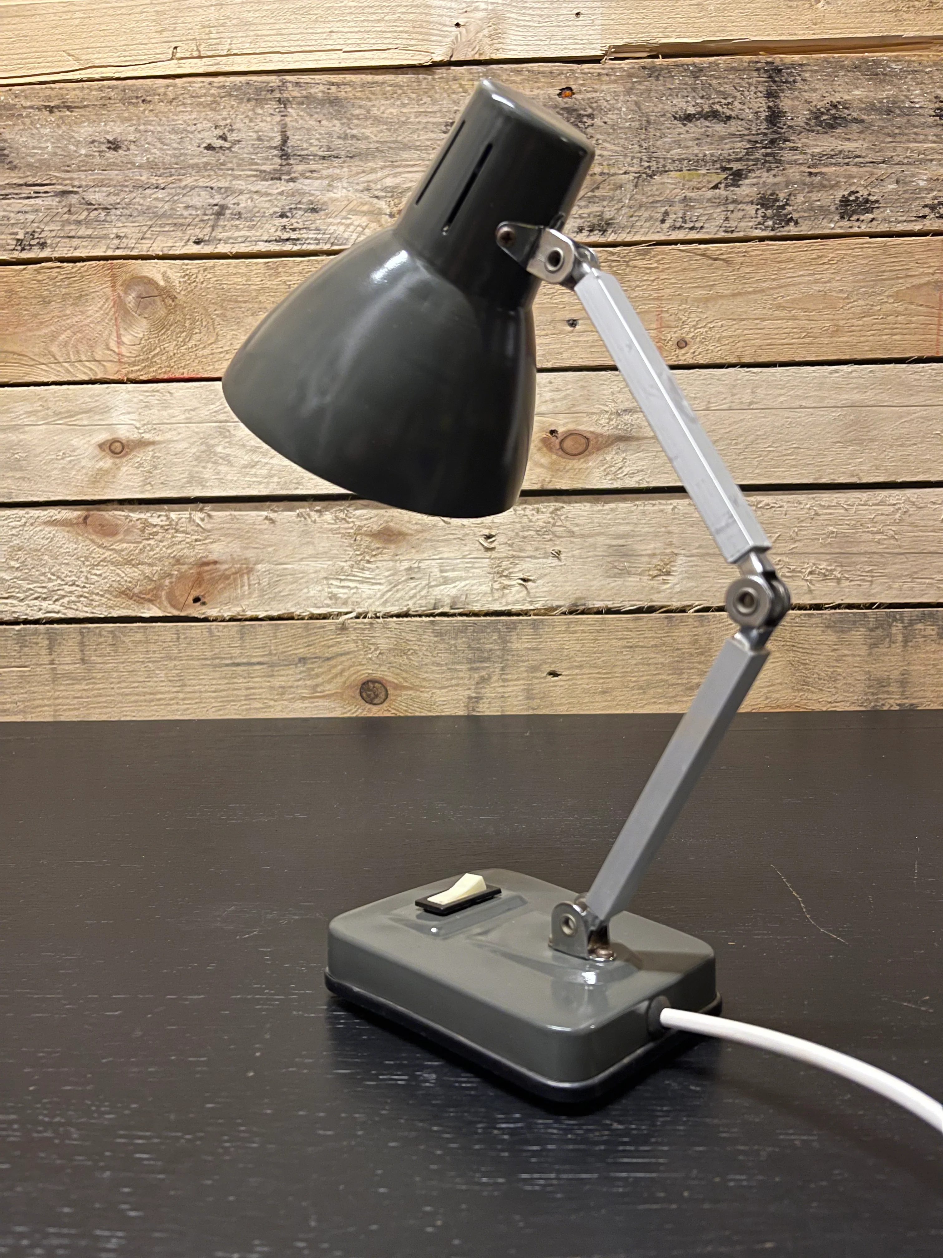 1980s Retro Table Lamp - Image 4