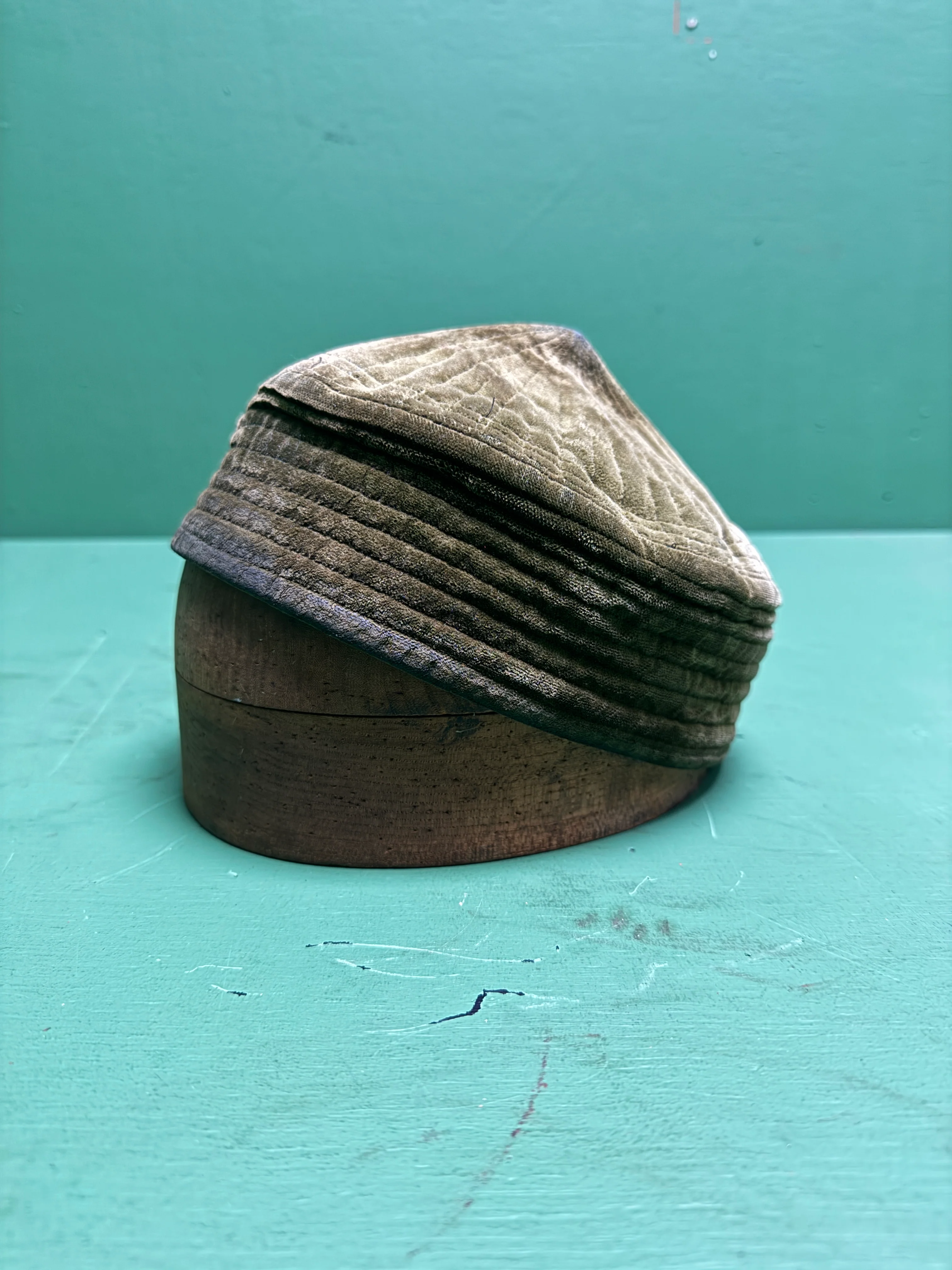 Antique Milliners Hat Block - Image 7