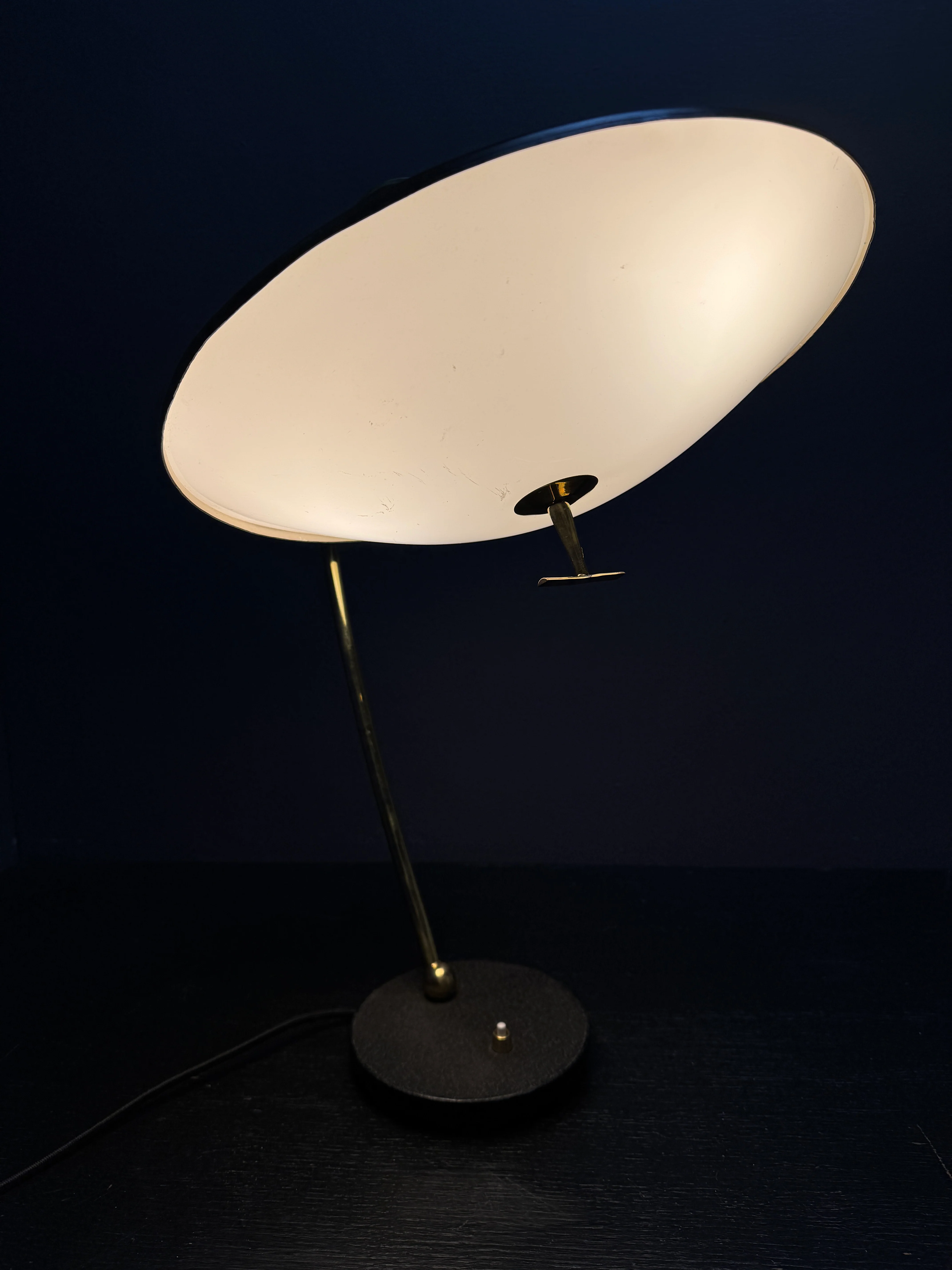 Rare UFO Table Lamp By Phillips Circa 1960s - Image 4