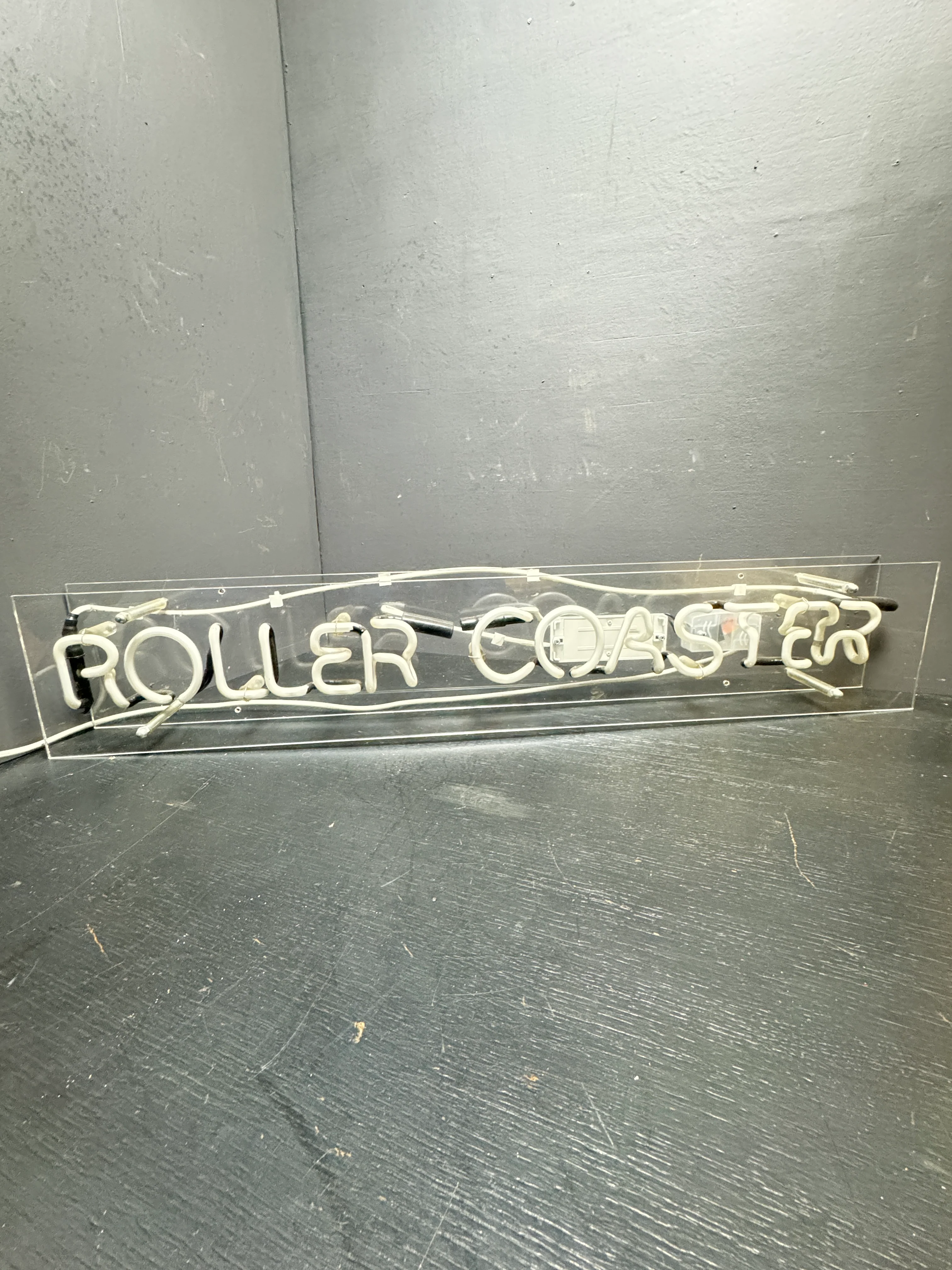 Circa 1970s Fun Fair Roller Coaster Neon Sign - Image 4