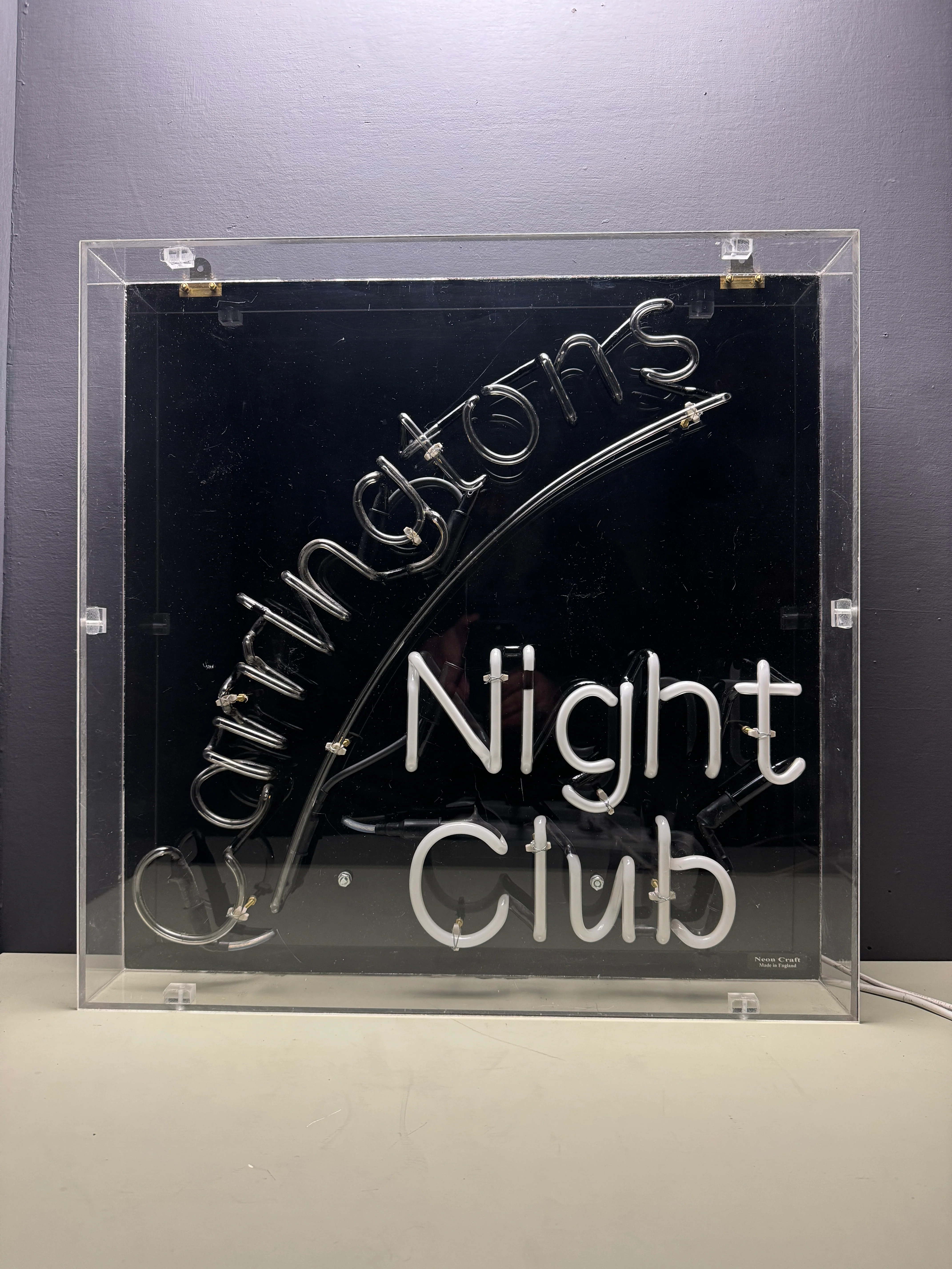 Circa 1980s Carringtons Nightclub Neon Sign - Image 2