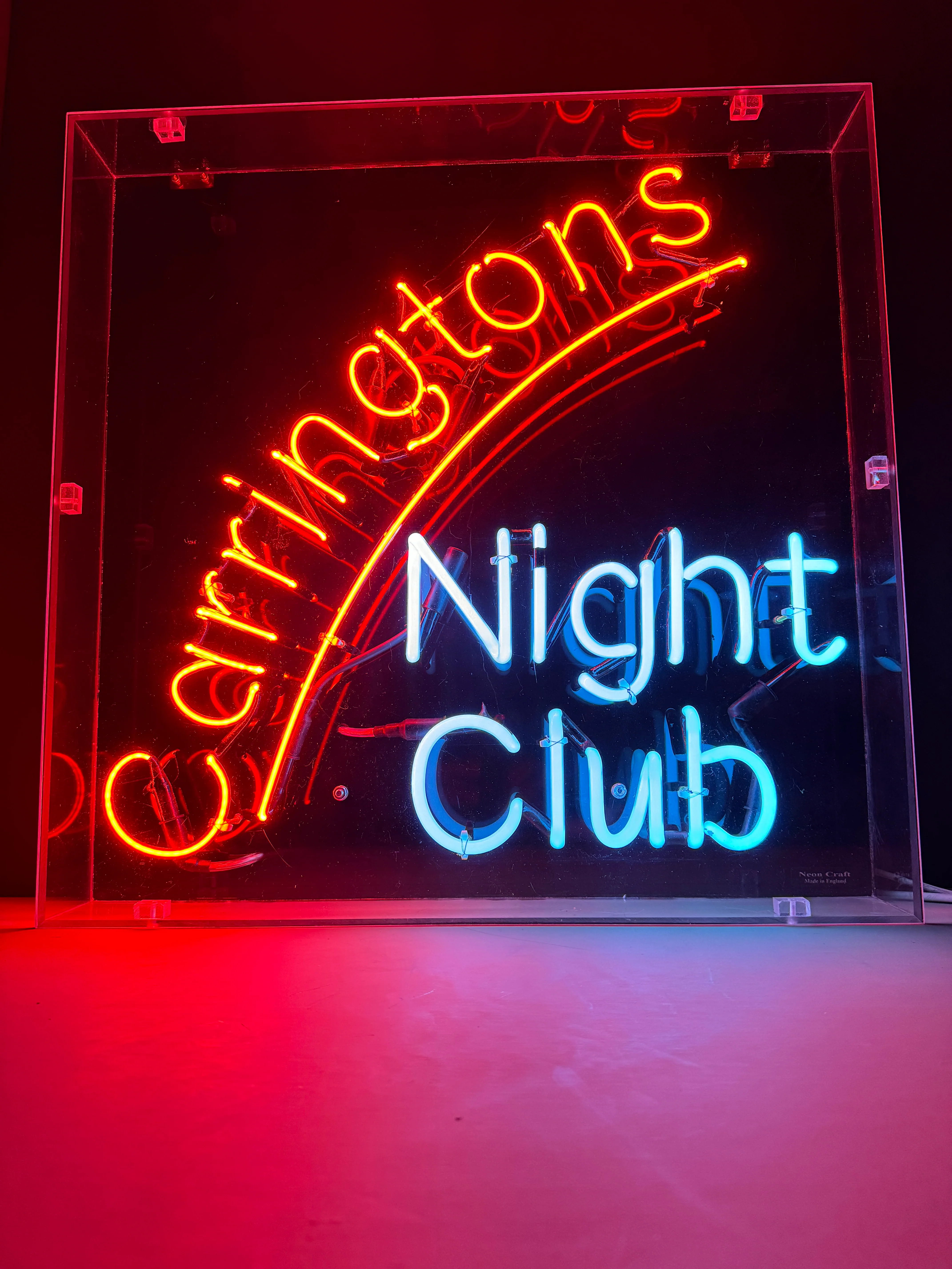 Circa 1980s Carringtons Nightclub Neon Sign - Image 4