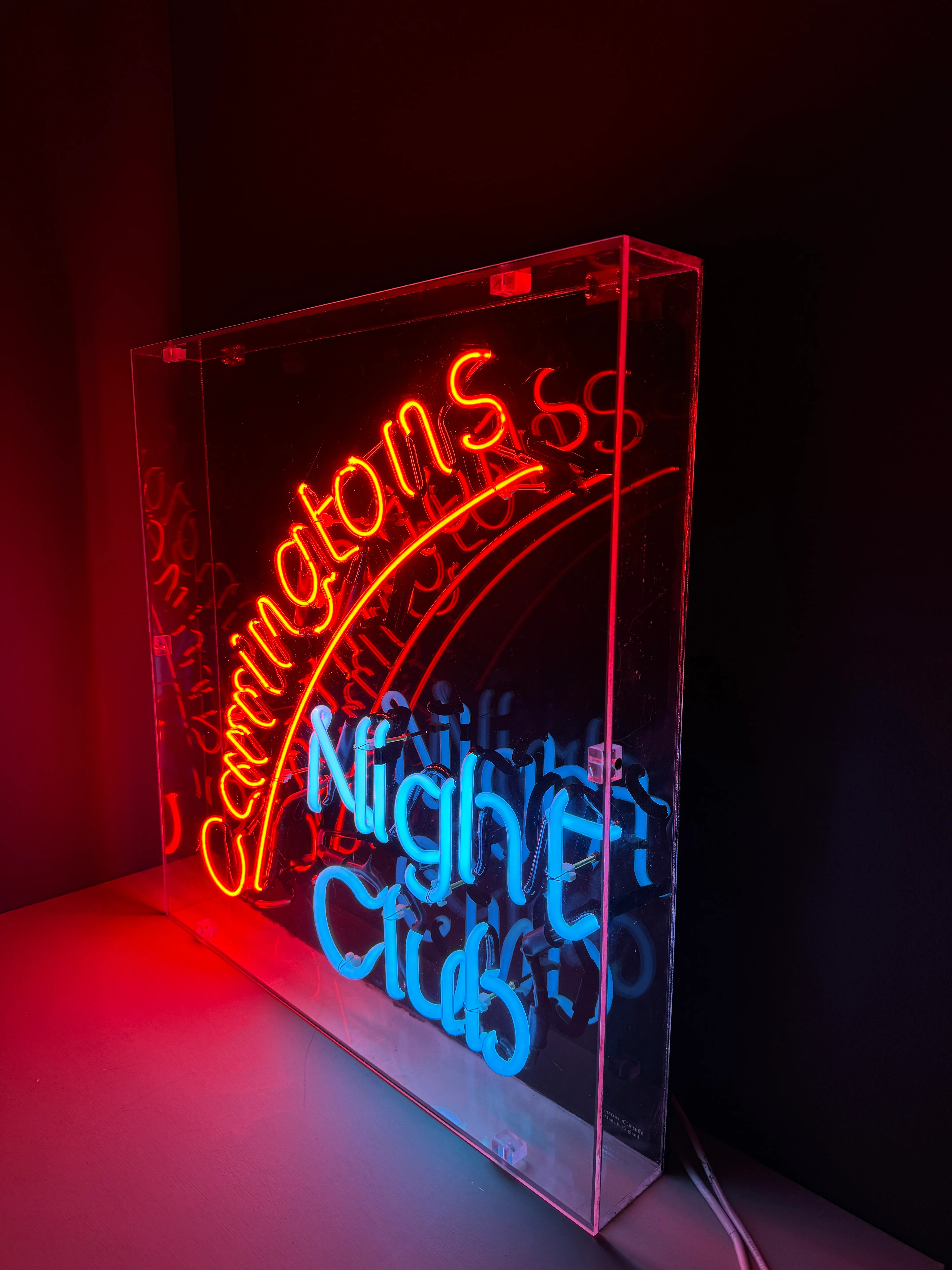 Circa 1980s Carringtons Nightclub Neon Sign - Image 5