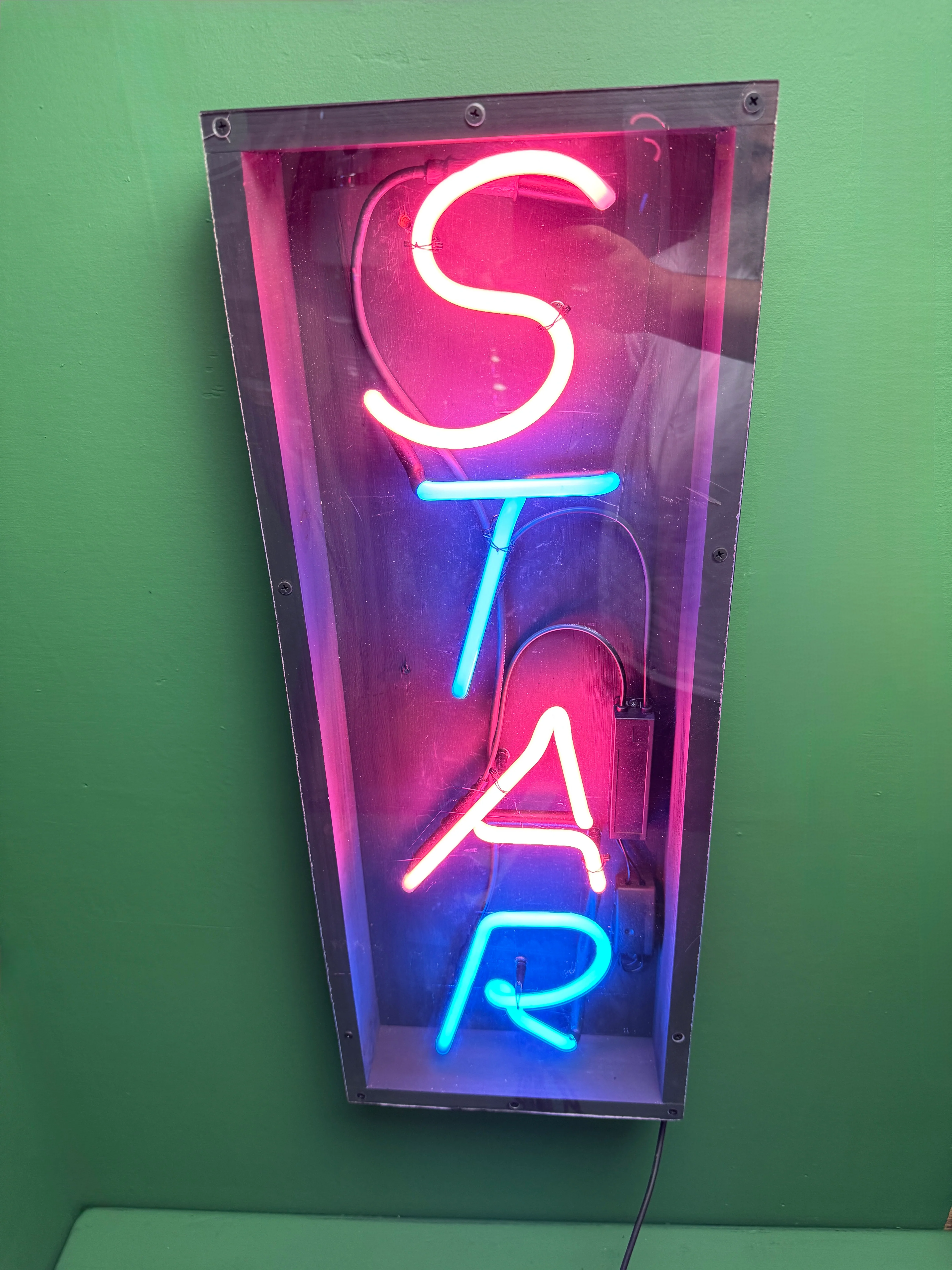 Circa 1980s ‘ STAR ‘ Neon Sign - Image 7