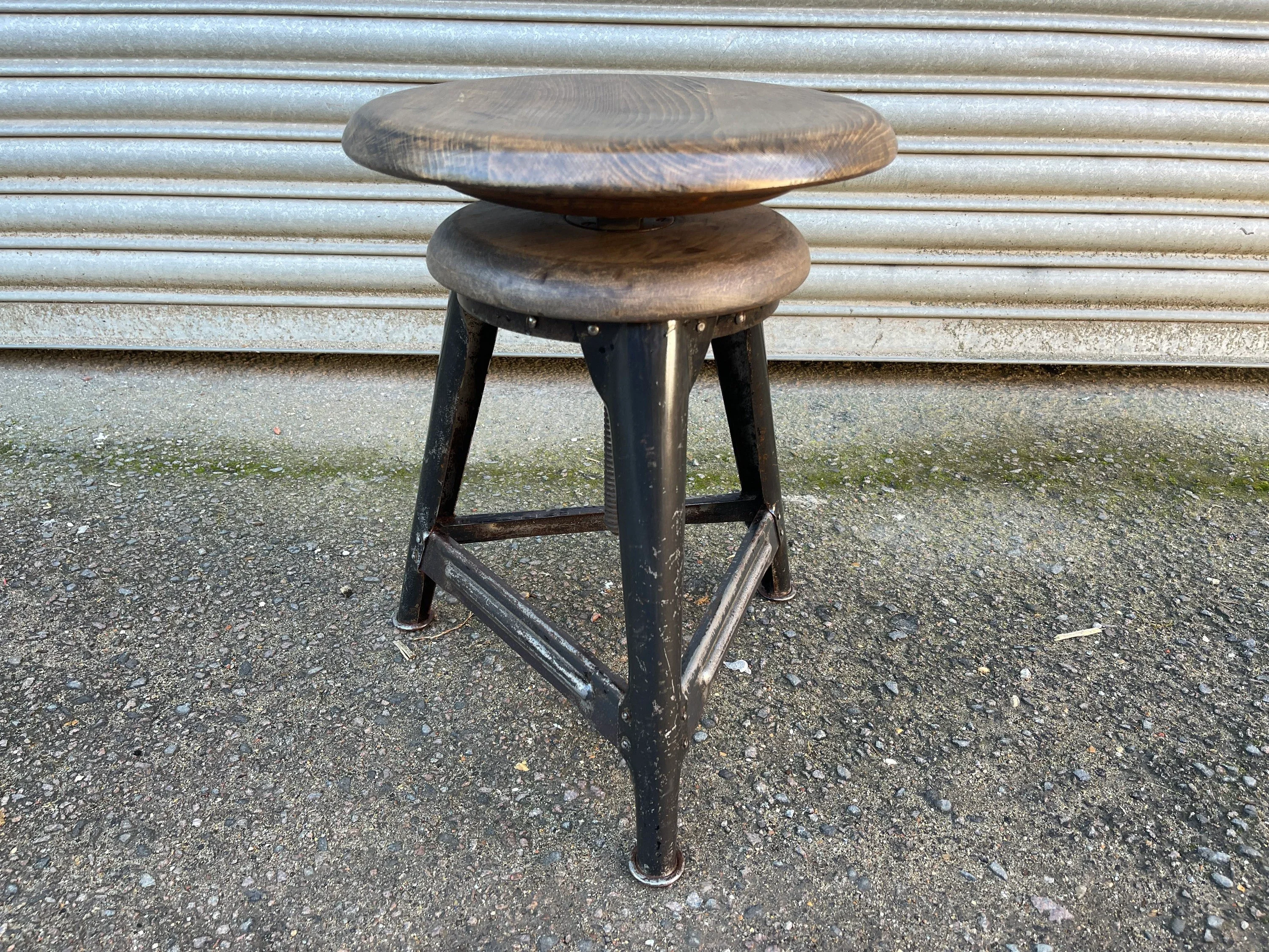 1930s Ama Elastik Adjustable Industrial Stools Germany - Image 3