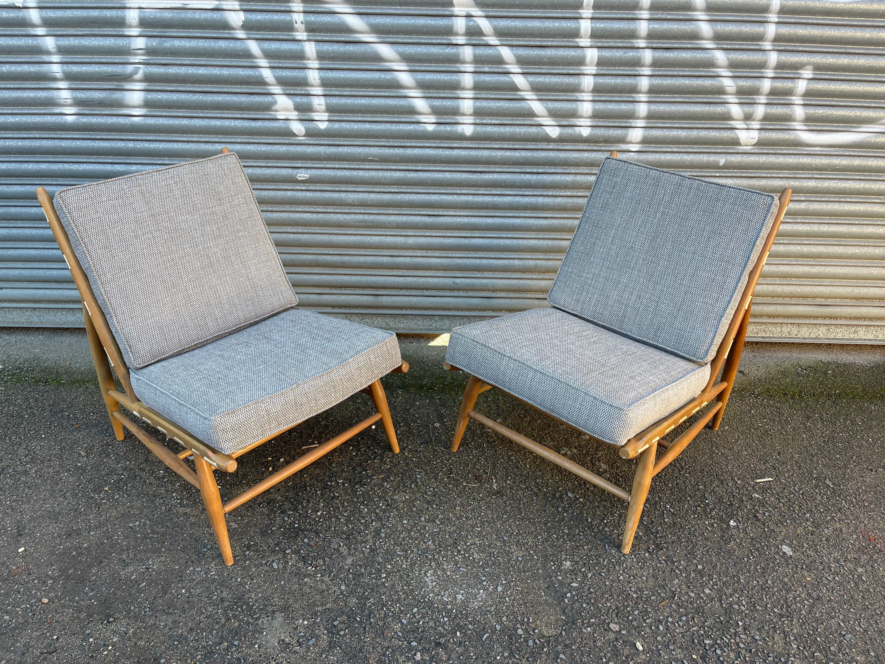 English 1960s Pair Of Ercol 427 Easy Chairs - Image 3