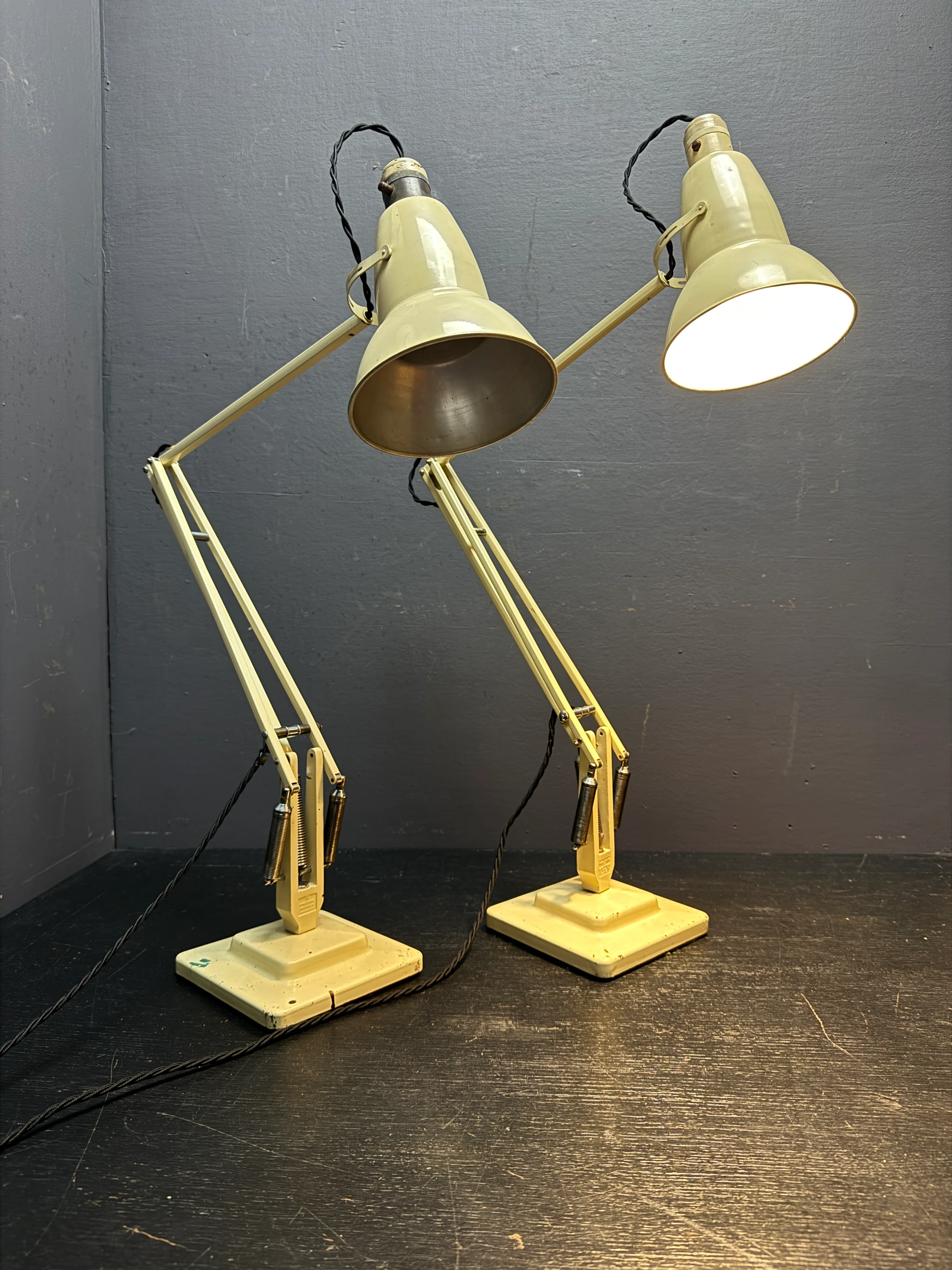 Herbert Terry 2 Step The 1227 Anglepoise Table Lamp - Image 2