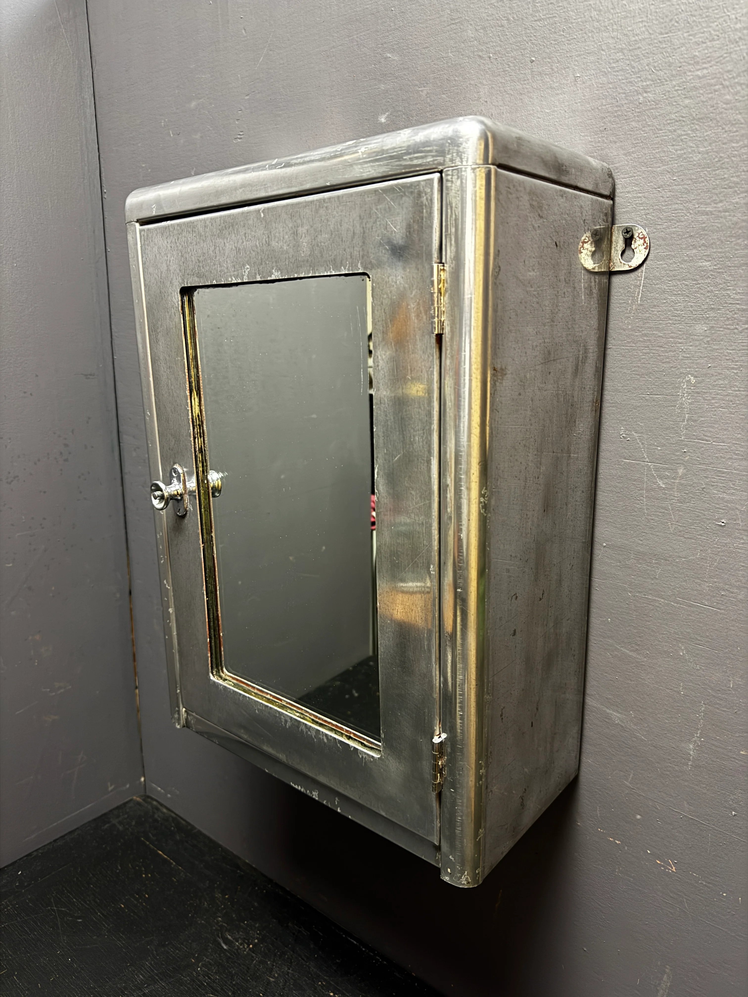 Mid 1900s Medical Or Barbers Wall Cabinet - Image 6