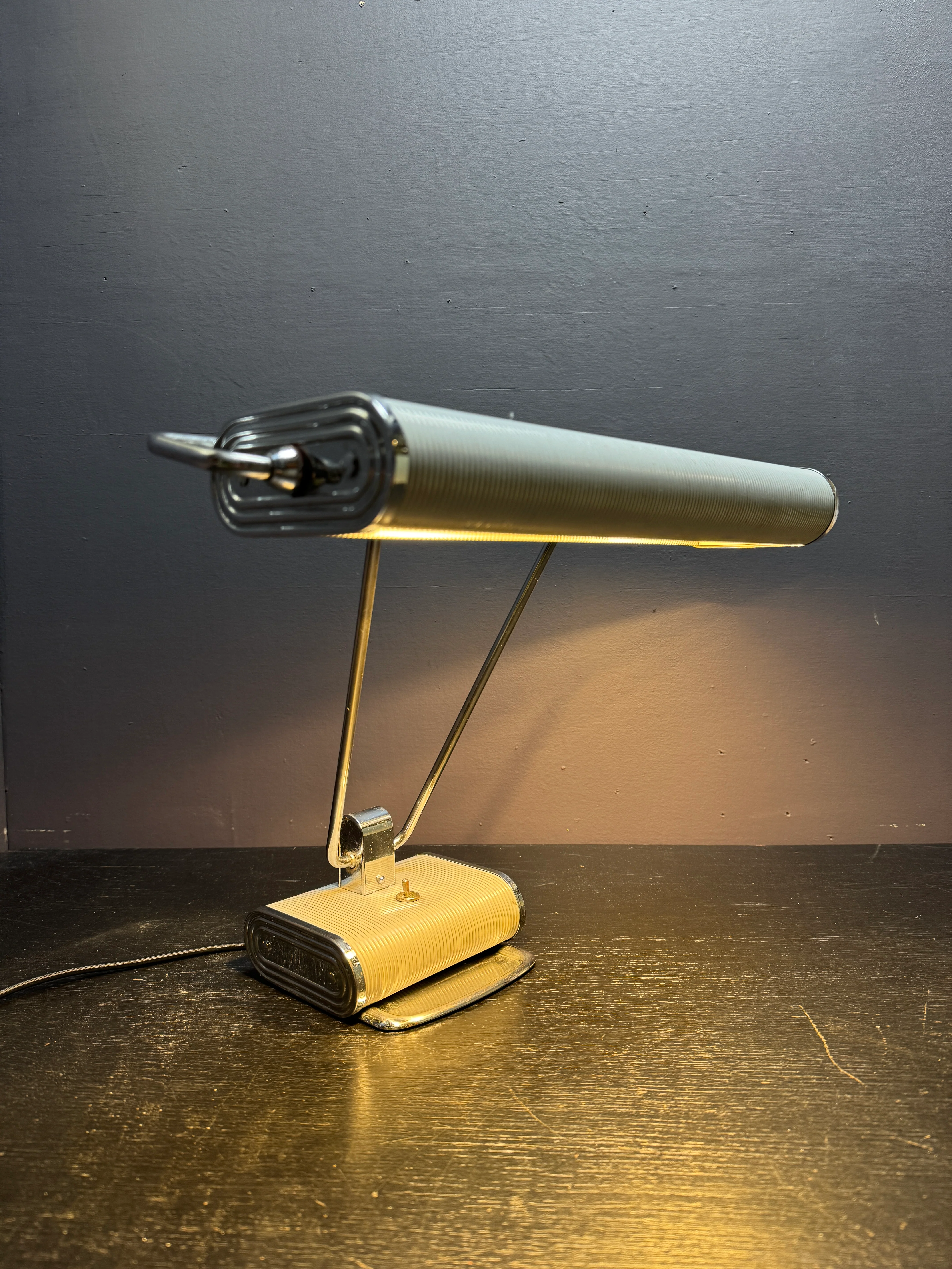 Original 1930s Model No 71 Desk Lamp By Eileen Gray For Jumo - Image 2