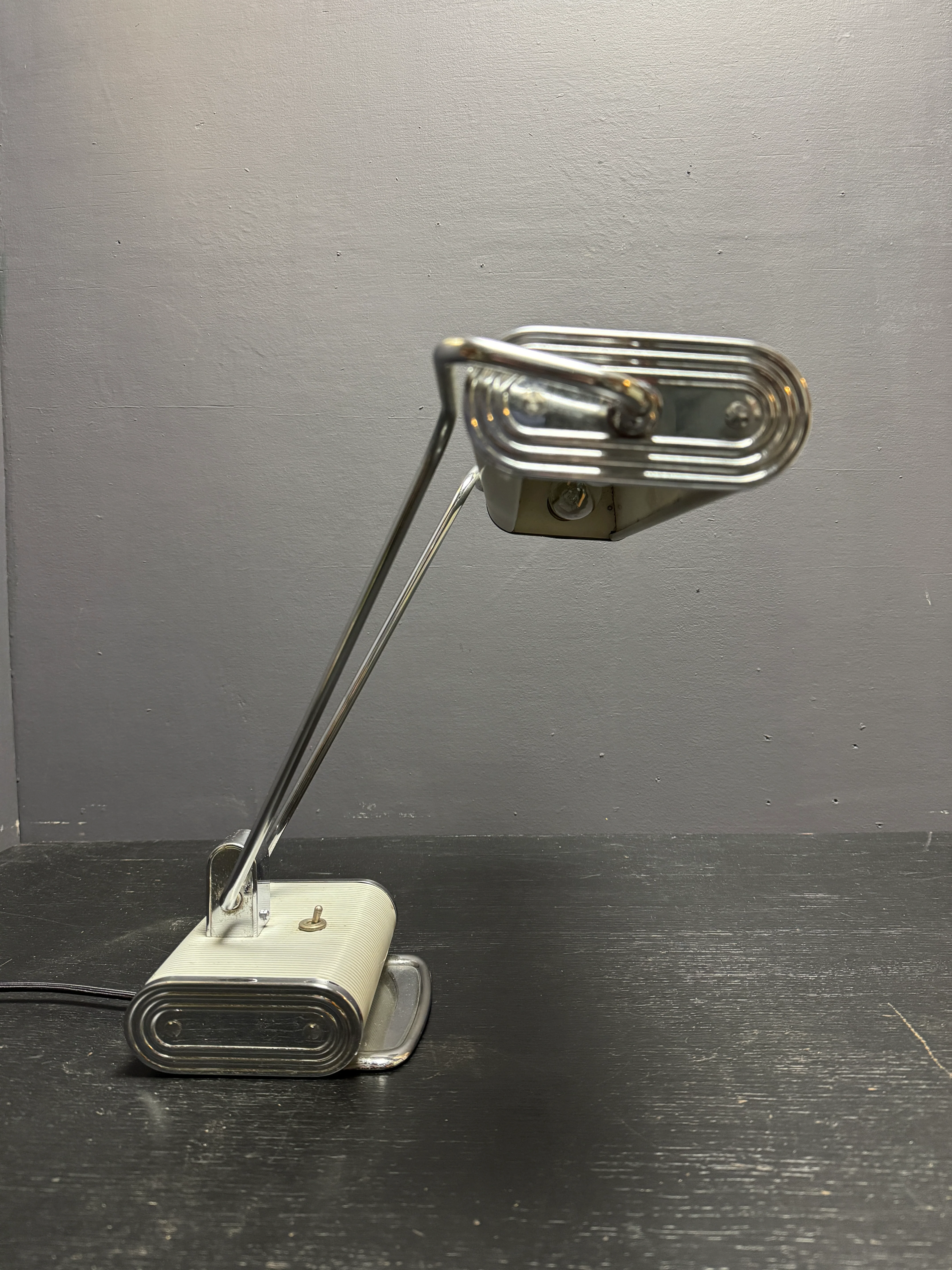 Original 1930s Model No 71 Desk Lamp By Eileen Gray For Jumo - Image 3