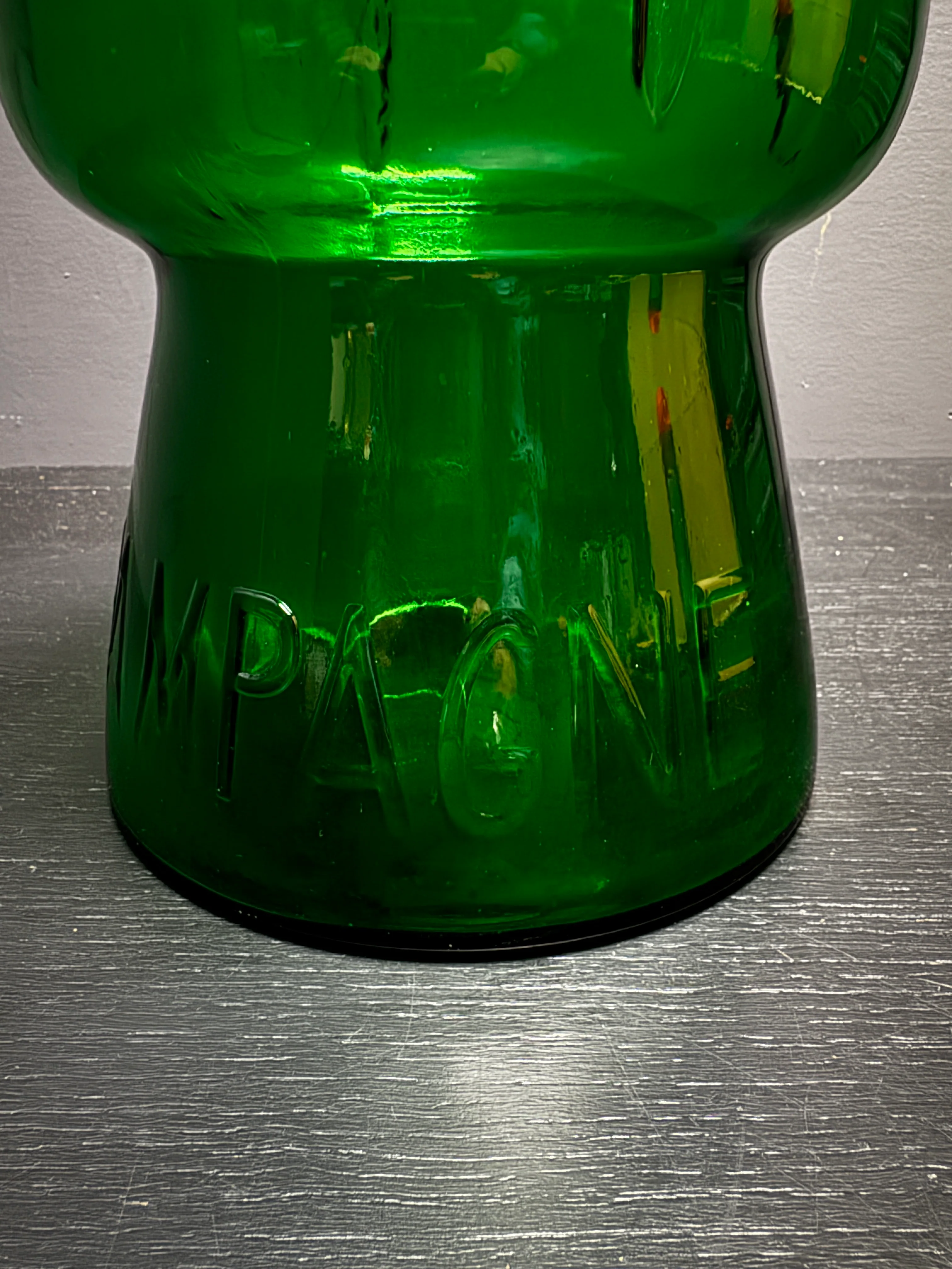 Italian Pressed Glass Cork Shaped Champagne Ice Bucket Circa 1970s - Image 7