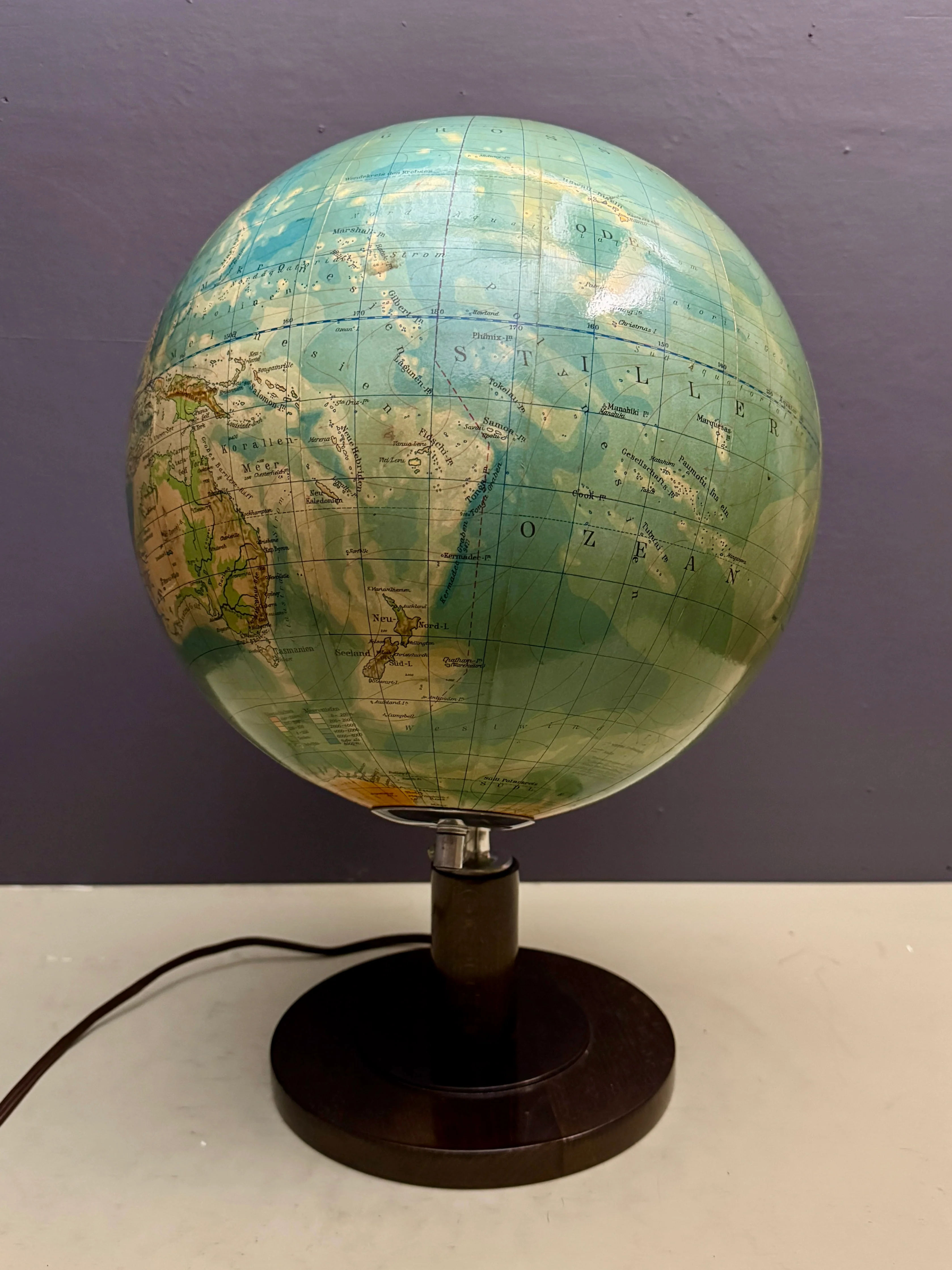 Vintage 1940s Columbus Duo Glass Globe Lamp - Image 4