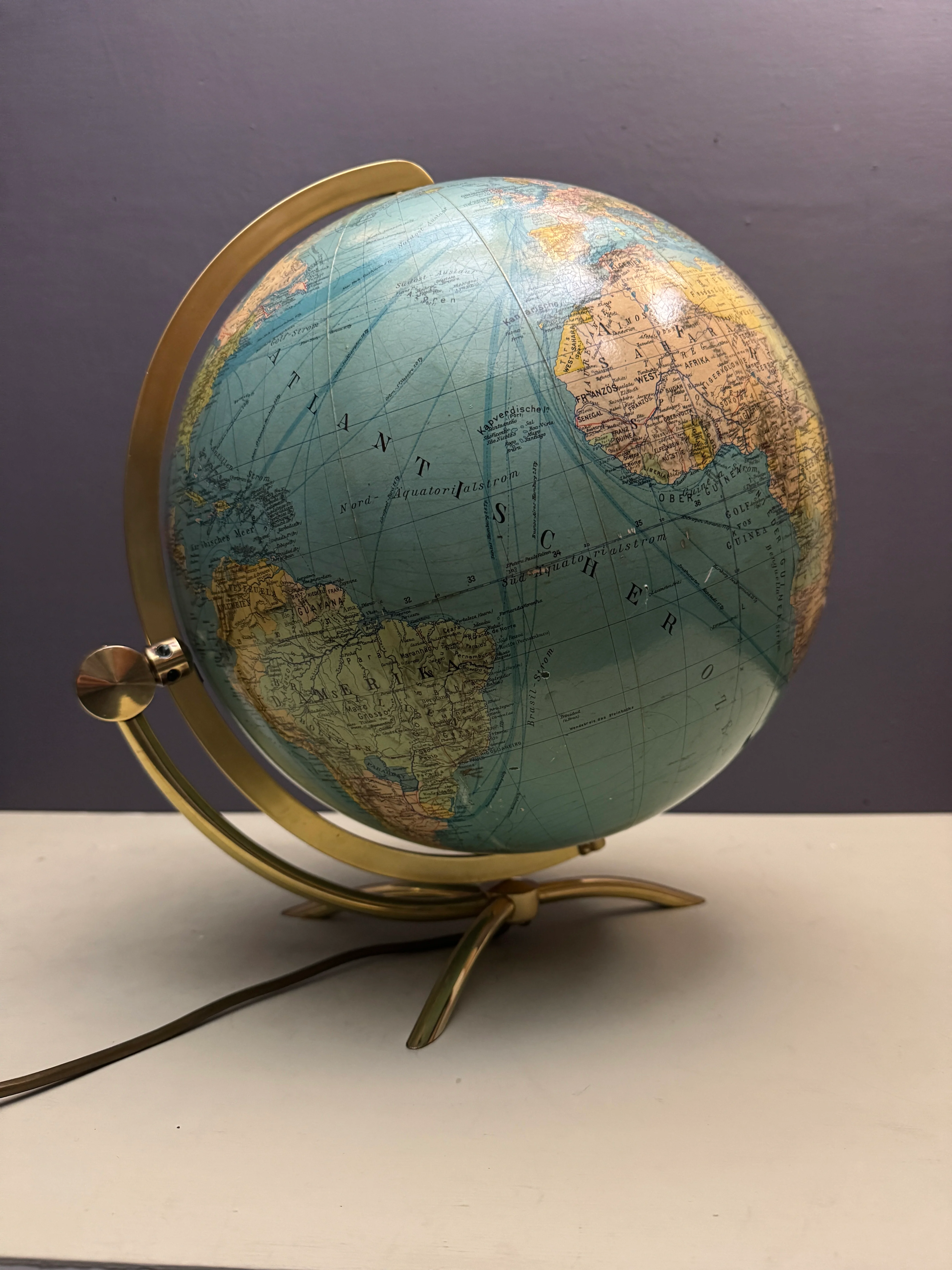 Vintage Rare 1960s Bi Directional Columbus Duo Glass Globe Lamp